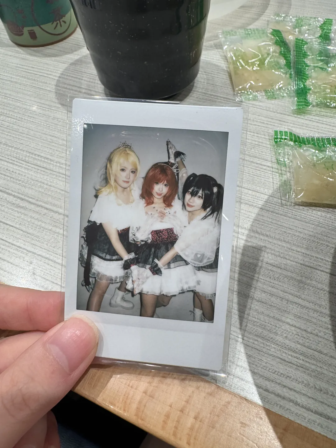 [Maki Nishikino cosplay] Fulfilling the Dream BiBi Stage Outfits Alongside Yazawa Nico cosplay and Ayase Eli cosplay - Image 5