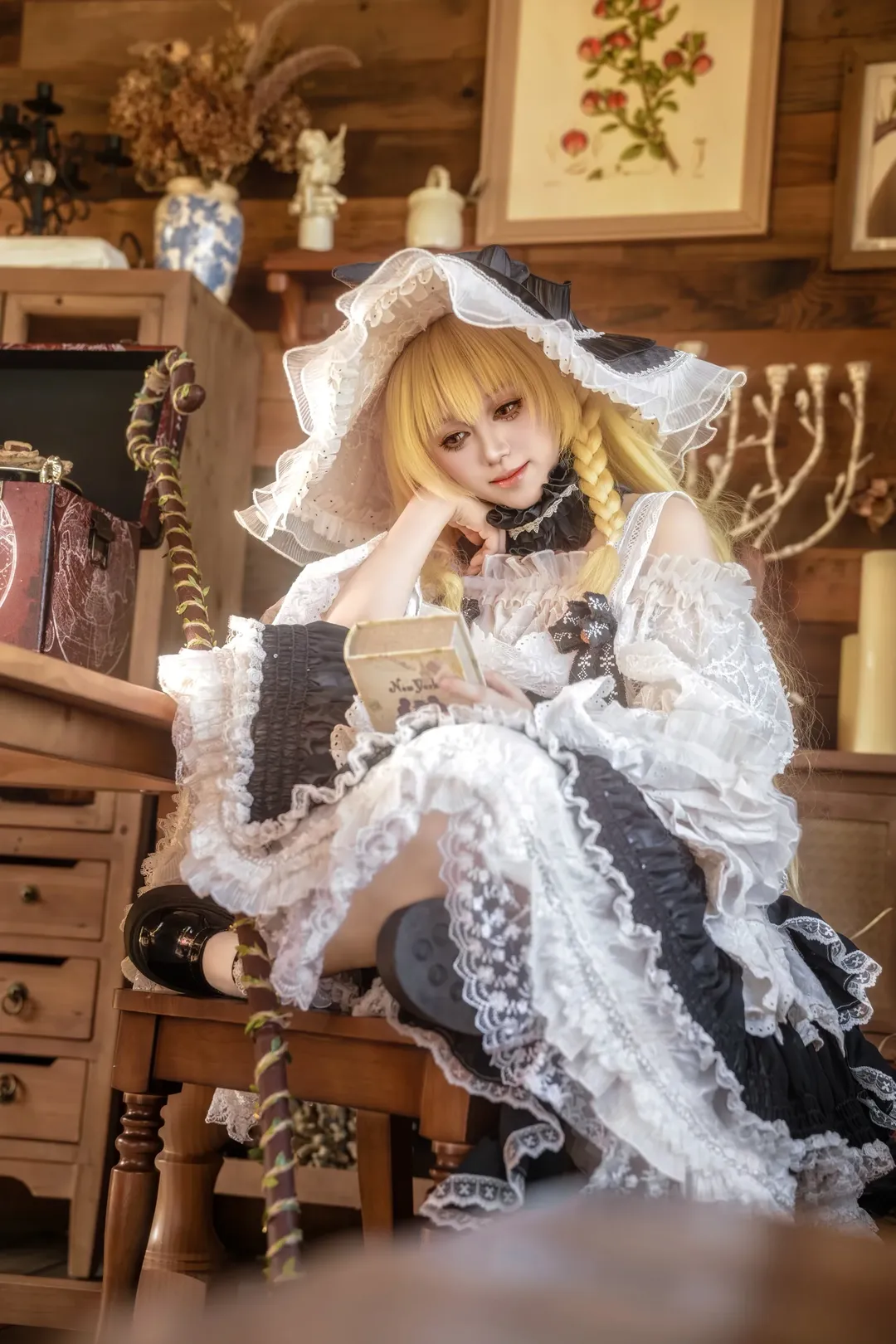 【雾雨魔理沙cos】东方Project的魔法使，木屋里的复古研究日