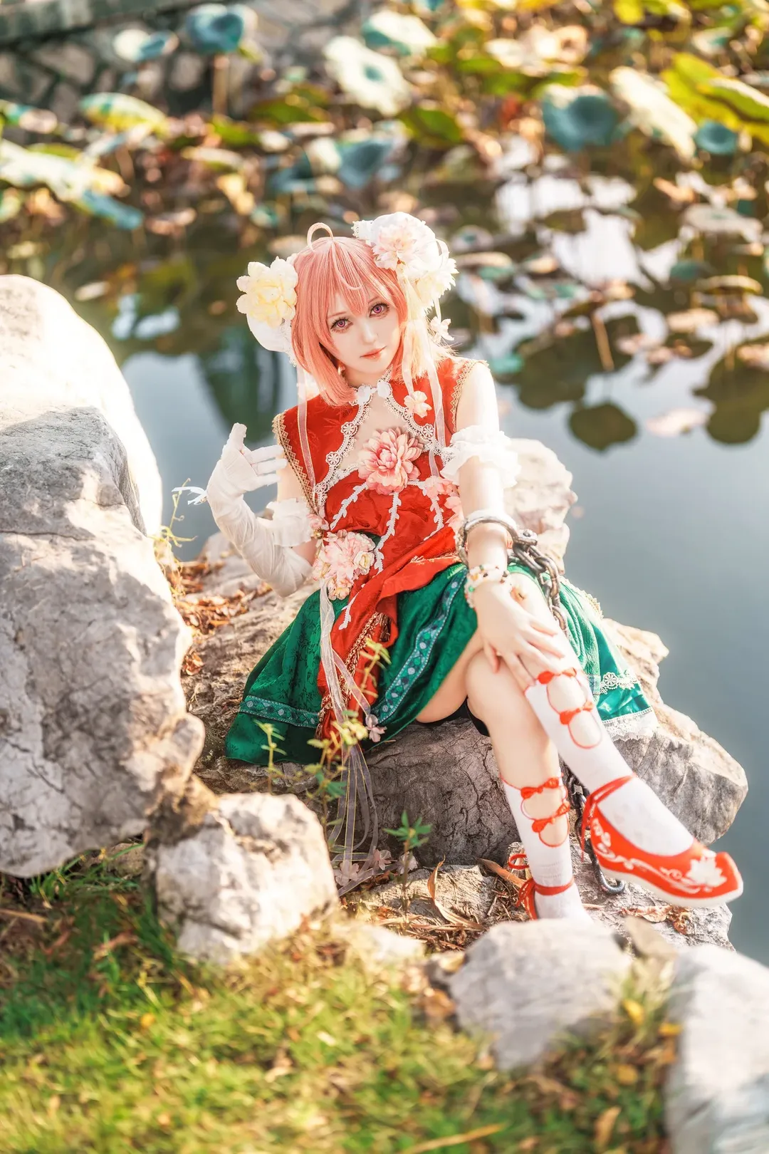 【茨木華扇 コスプレ】『東方Project』の華扇、赤緑のコントラストと鉄鎖の絶妙な調和 - 4 枚目