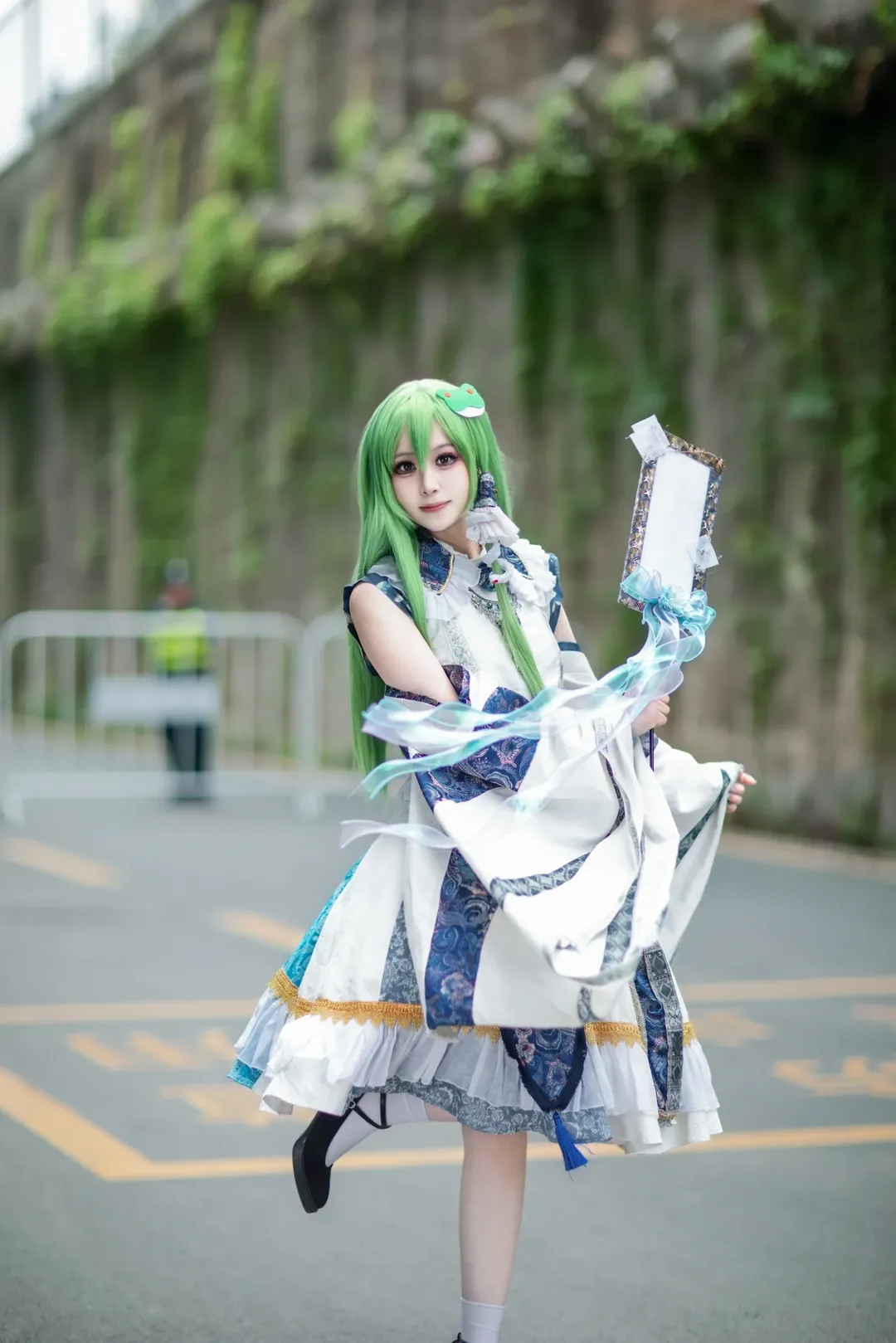 【东风谷早苗cos】东方project的巫女修行日 - 第 2 张