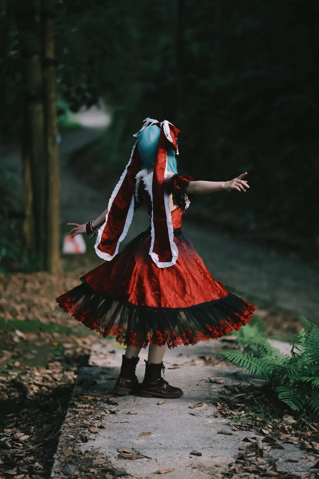 【键山雏cos】东方Project红蓝色彩的户外主题拍摄分享 - 第 7 张