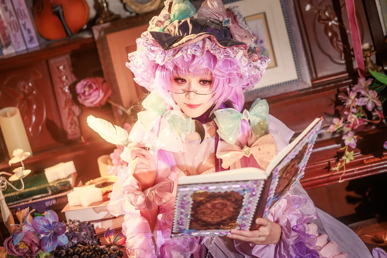 【帕秋莉cos】东方Project梦幻紫藤花下的静谧时光 - 第 7 张