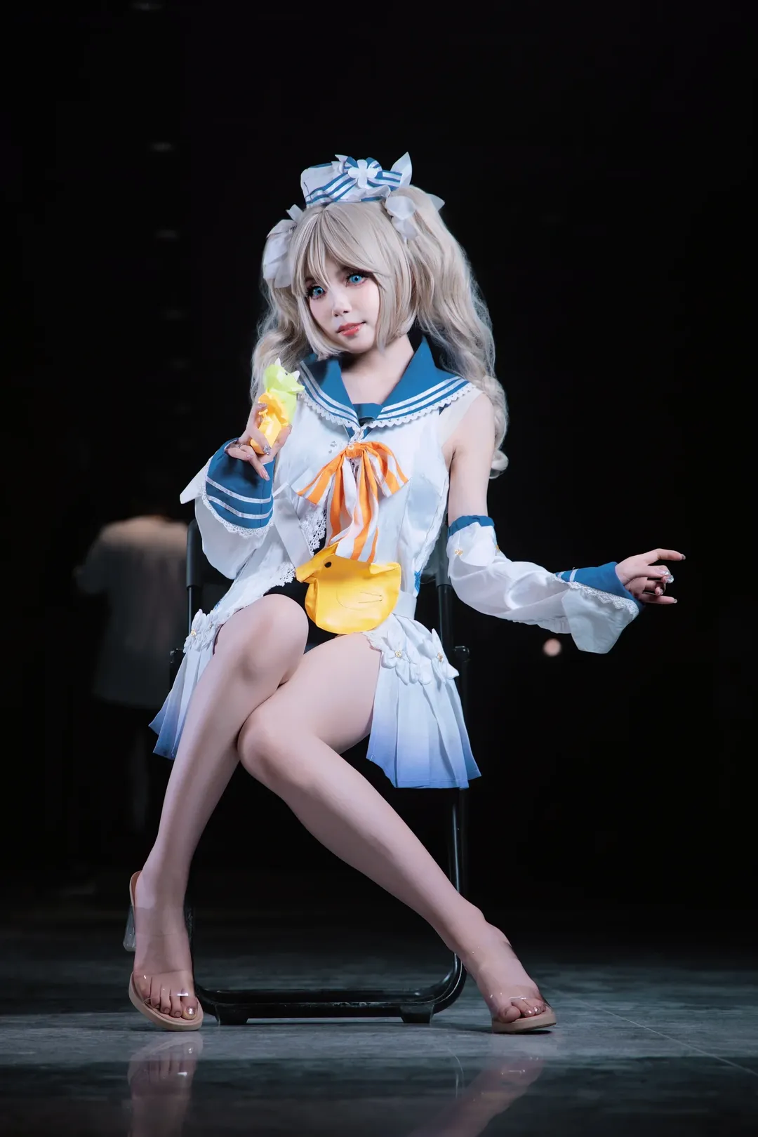 【芭芭拉cos】北投购物公园的夏日泳装，原神芭芭拉返图 - 第 1 张