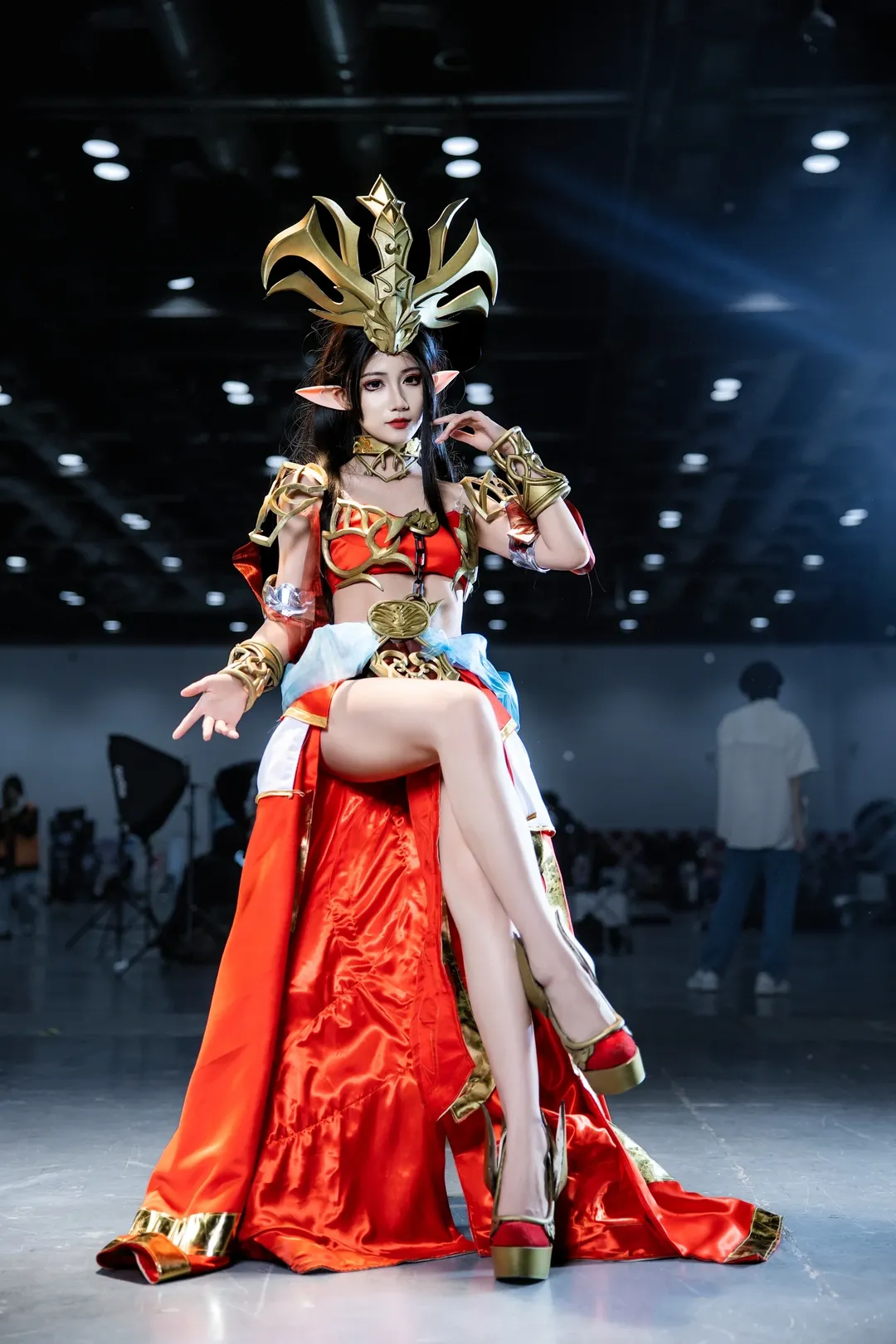 【美杜莎cos】北京ijoy漫展红金长裙姿势分享 - 第 4 张
