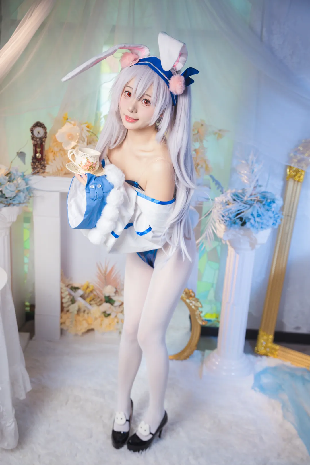 [Laffey Cosplay] Azur Lane: Everyday Roaming of the Little Bunny - Image 2