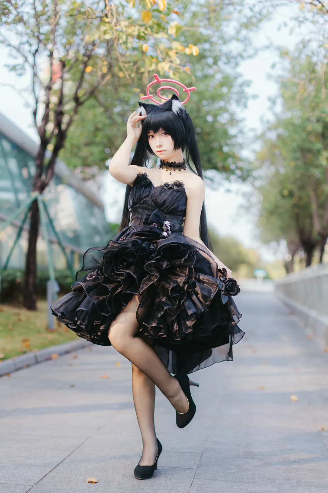 【黑见芹香cos】蔚蓝档案的猫猫，在水边和街道上收获好心情 - 第 2 张