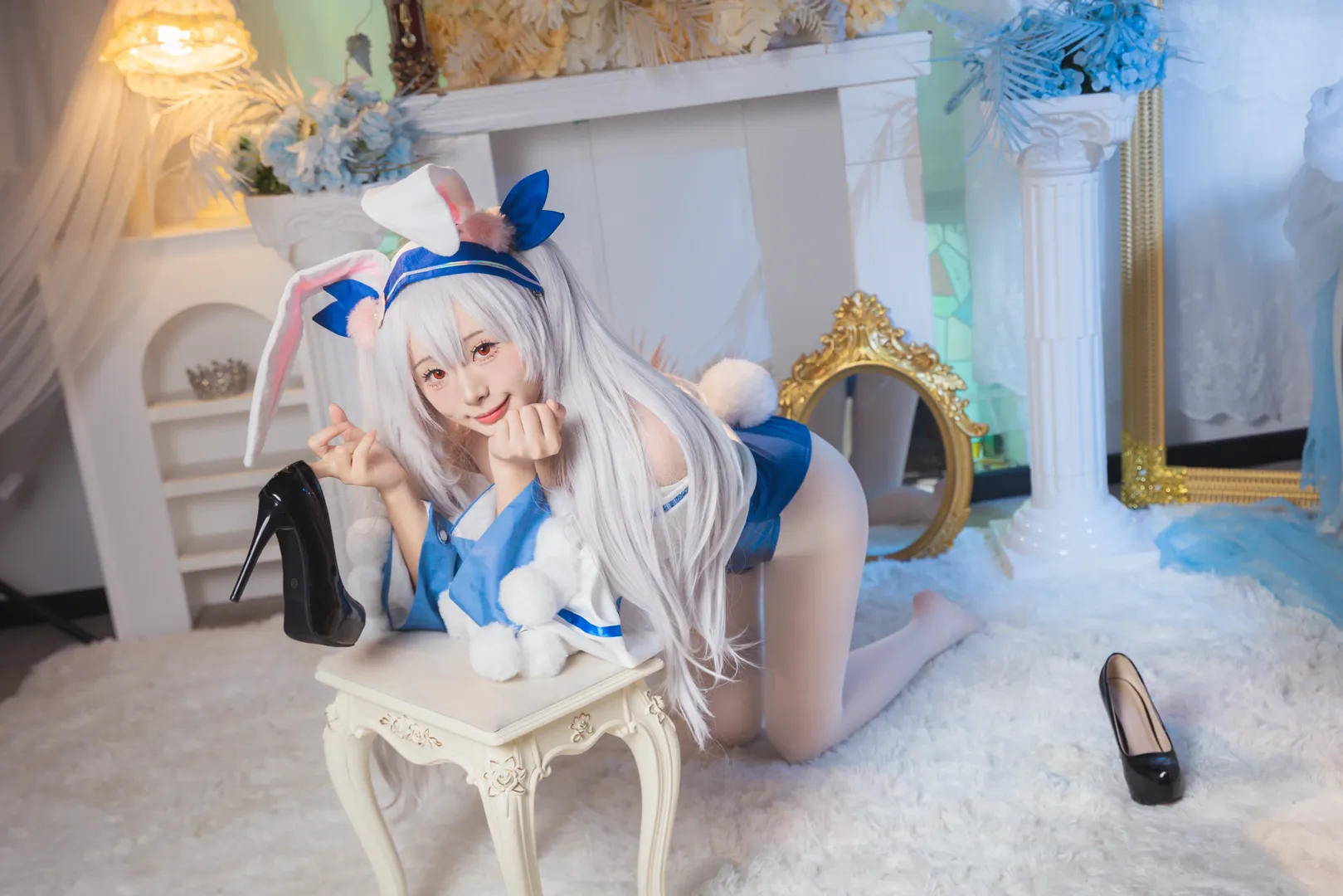 【ラフィー コスプレ】『アズールレーン』うさうさウサギ：エナメルハイレグと白ニーソコーデが織りなす青白コントラスト - 4 枚目