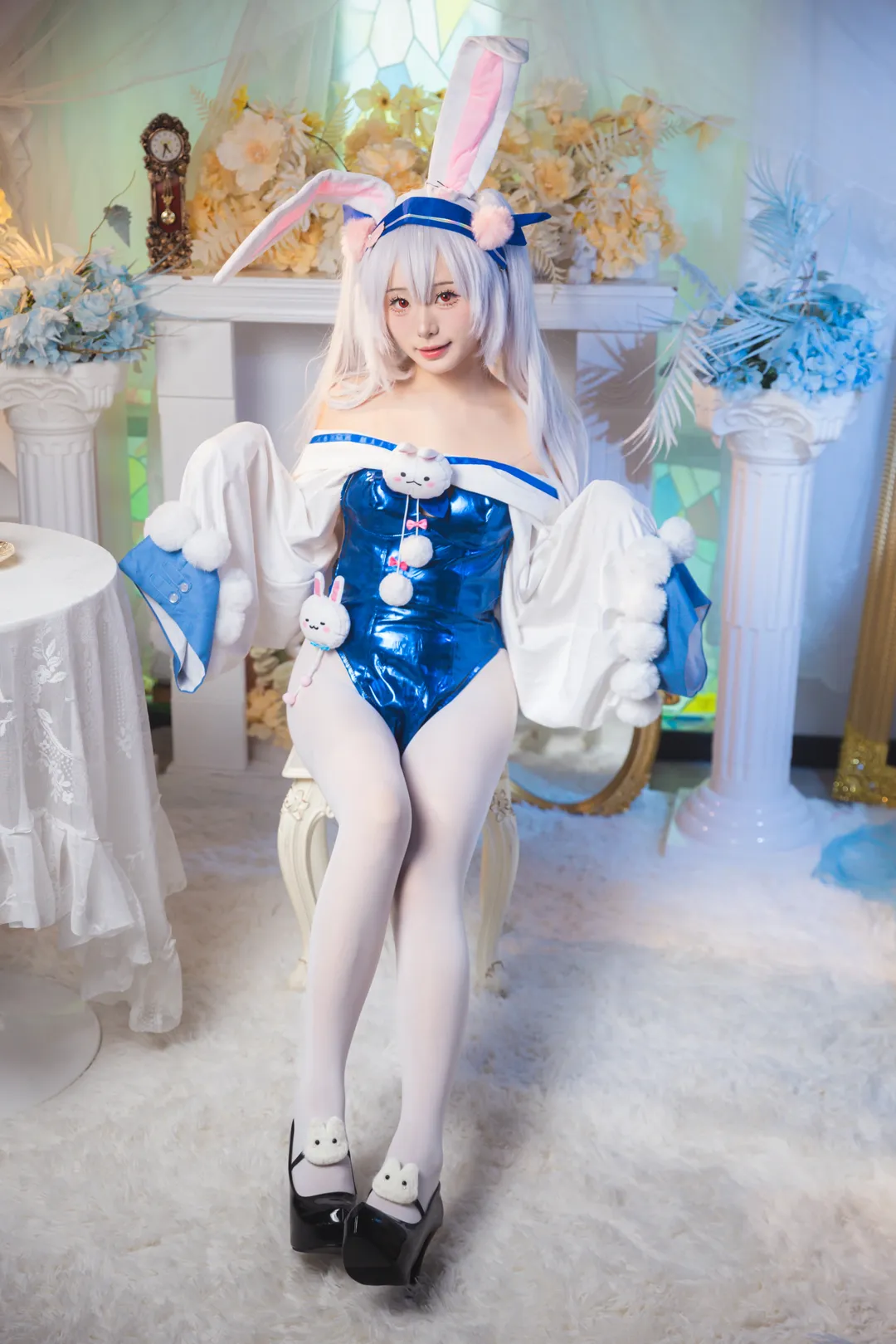 【ラフィー コスプレ】『アズールレーン』うさうさウサギ：エナメルハイレグと白ニーソコーデが織りなす青白コントラスト - 7 枚目