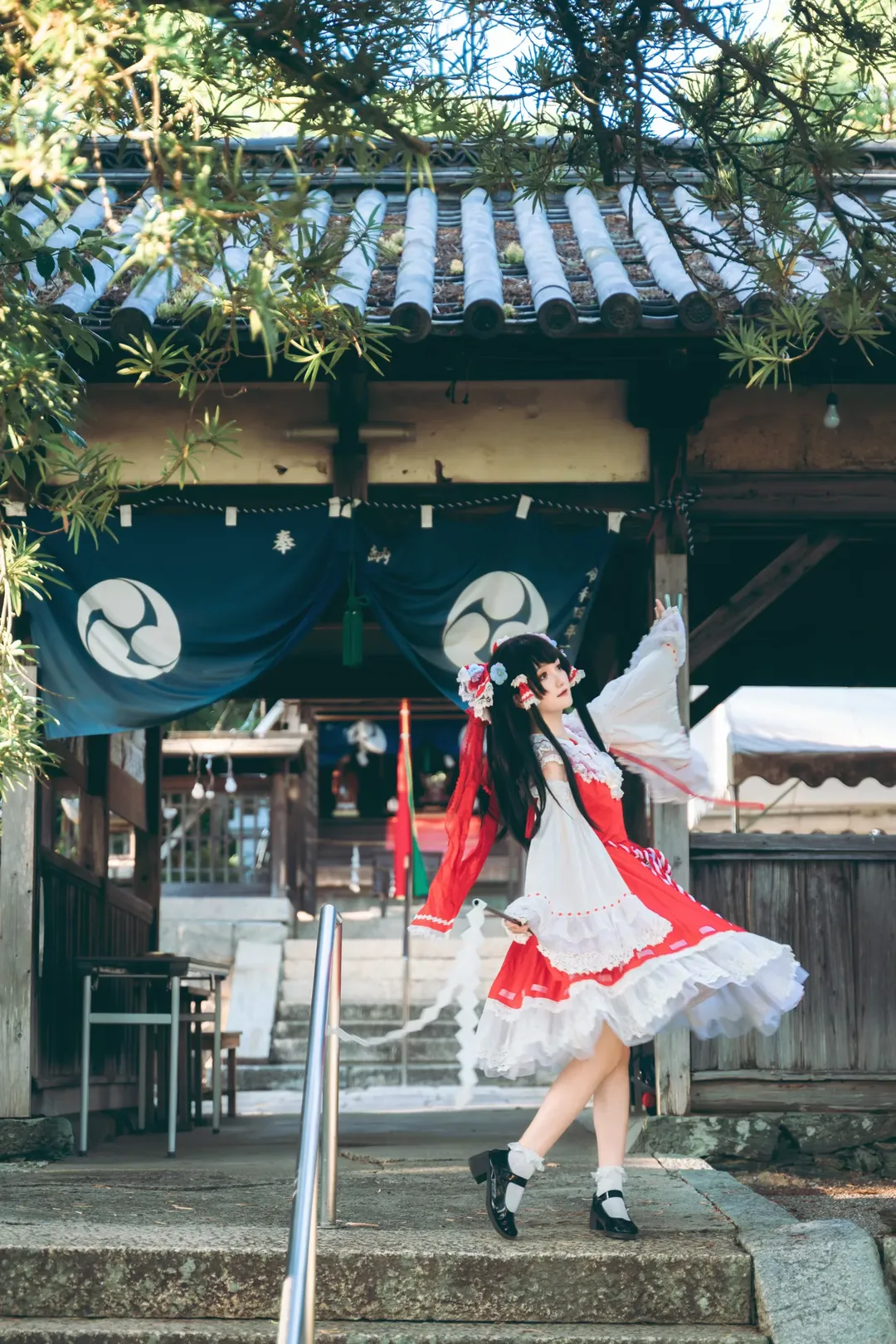 【博丽灵梦cos】深山神社的红白巫女