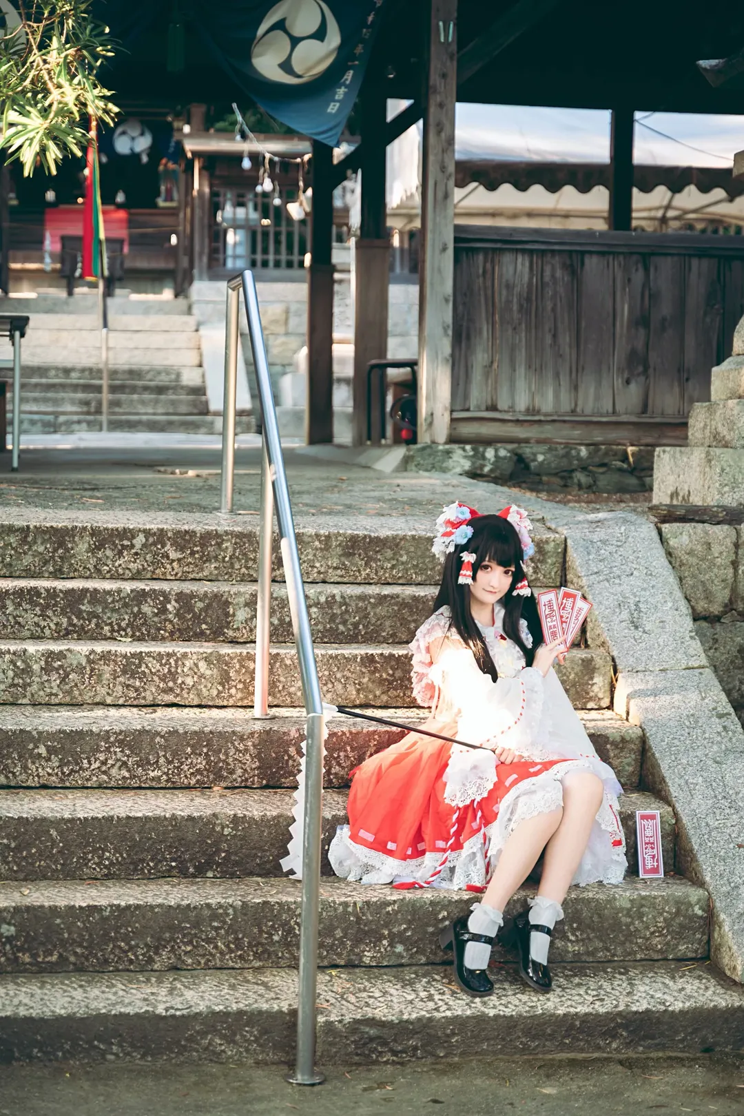 【博丽灵梦cos】深山神社的红白巫女 - 第 4 张