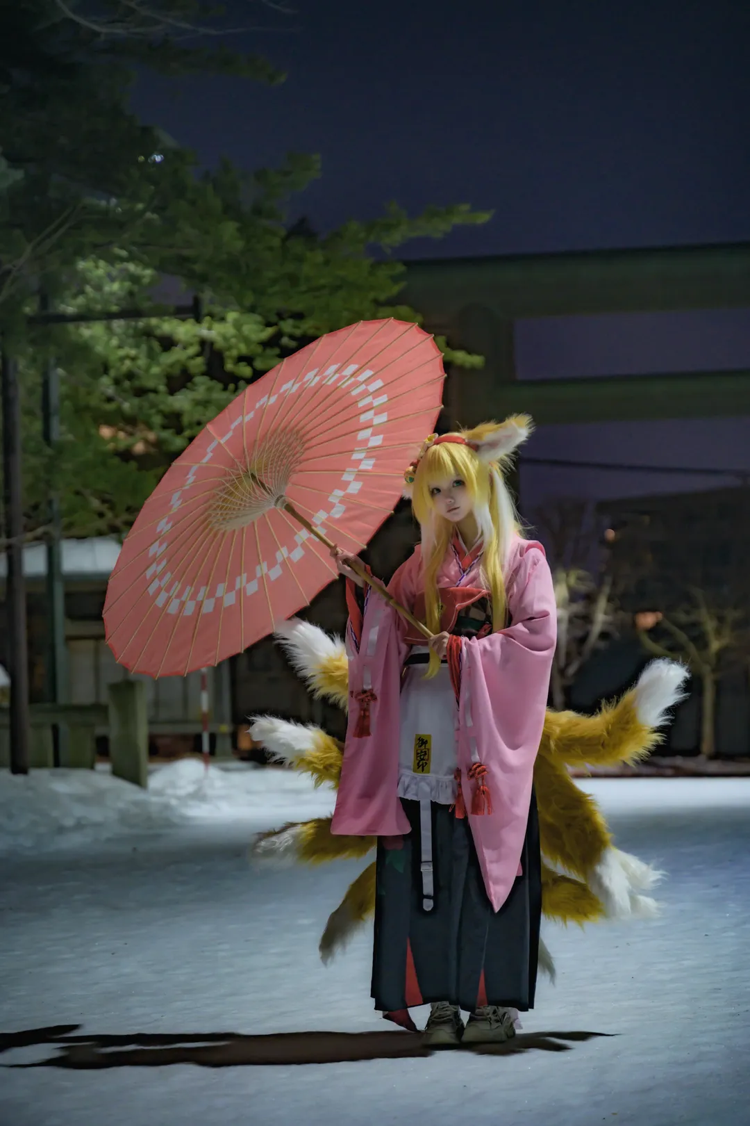 【铃兰cos】明日方舟雪景打卡，去晚了天黑也圆梦了 - 第 12 张