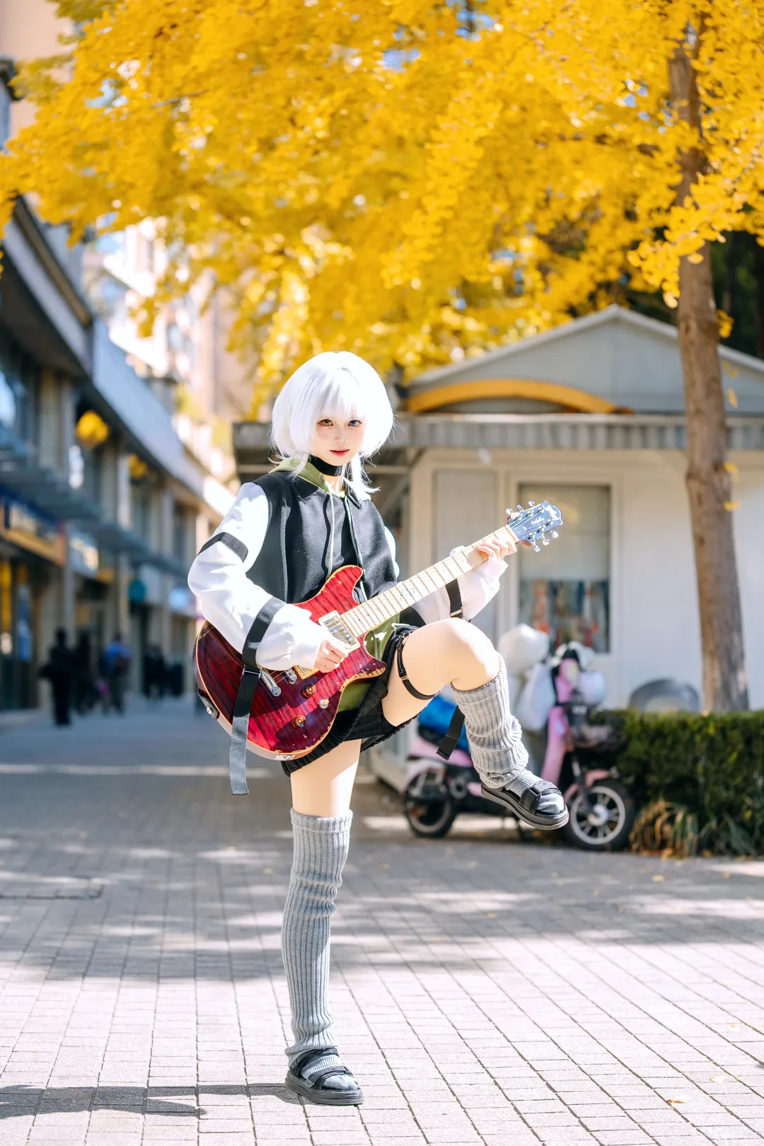 【要楽奈コスプレ】秋の街角に響く音楽の散歩道と風の余韻 - 4 枚目