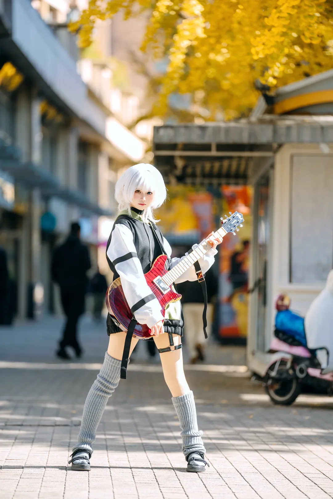 【要楽奈コスプレ】秋の街角に響く音楽の散歩道と風の余韻 - 6 枚目