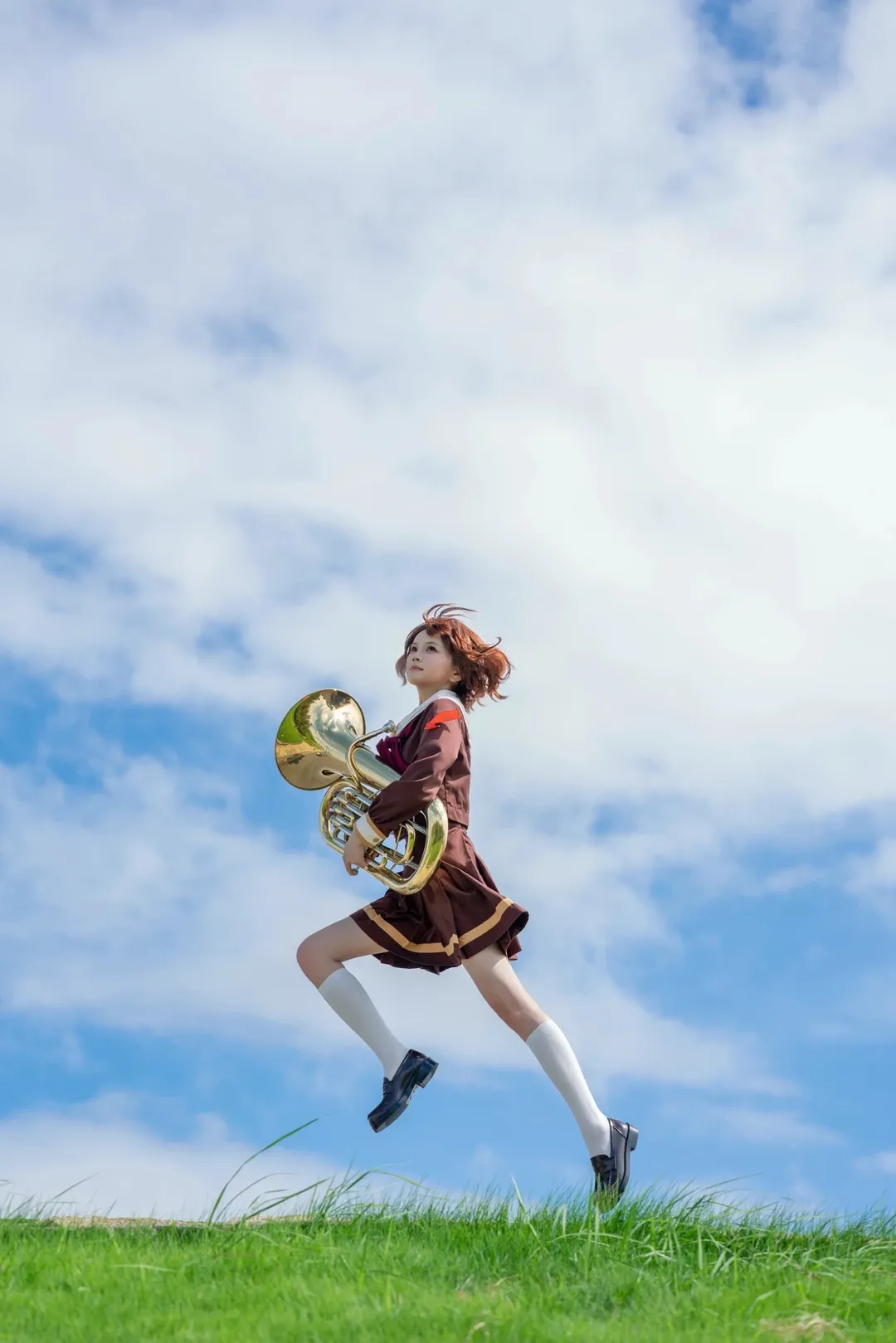 【黄前久美子cos】拿着上低音号在海边奔跑的夏日体验 - 第 4 张