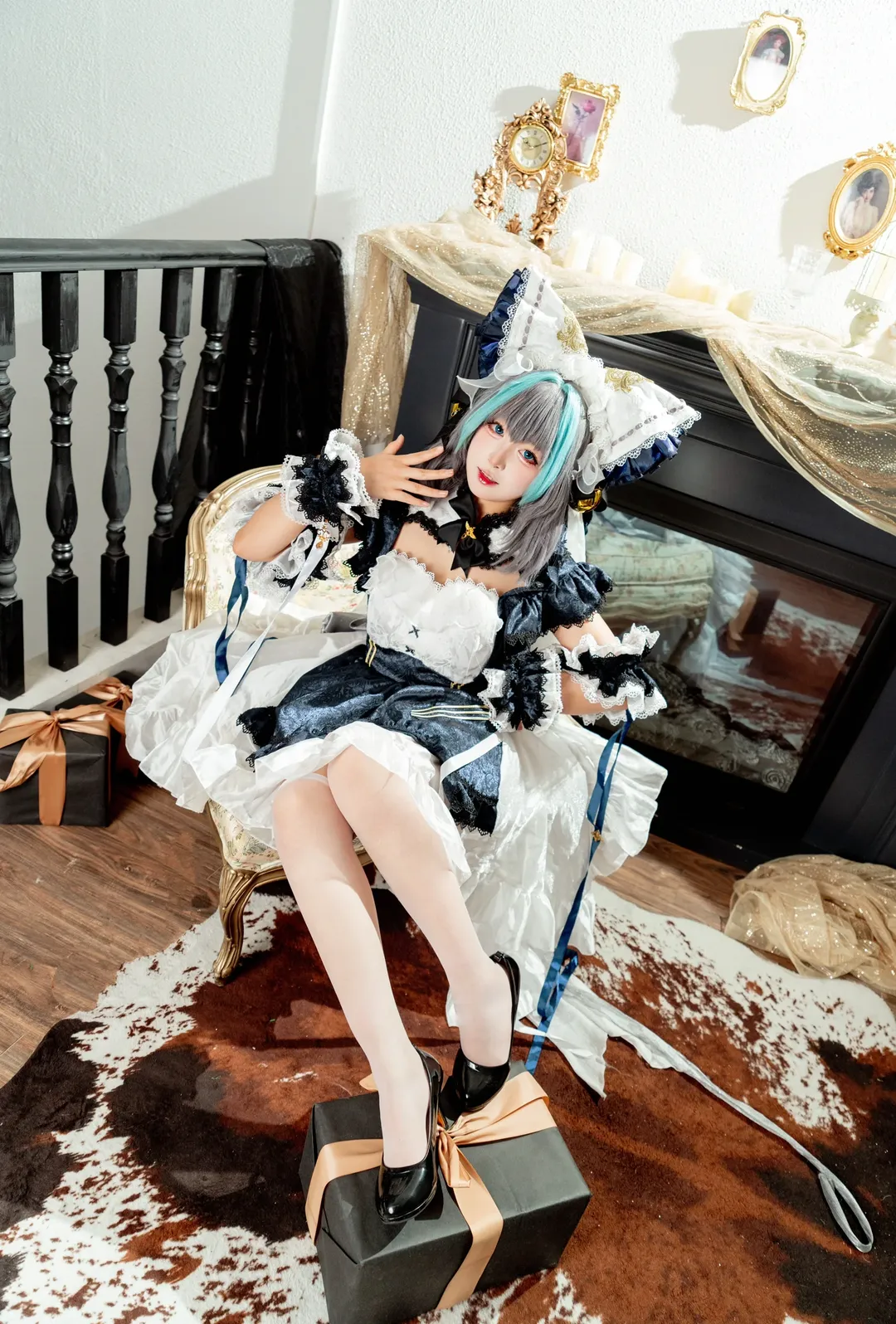 【チェシャー コスプレ】アズールレーンのクリーム色ドレス、曇天をも吹き飛ばすハイライトの瞬間 - 4 枚目