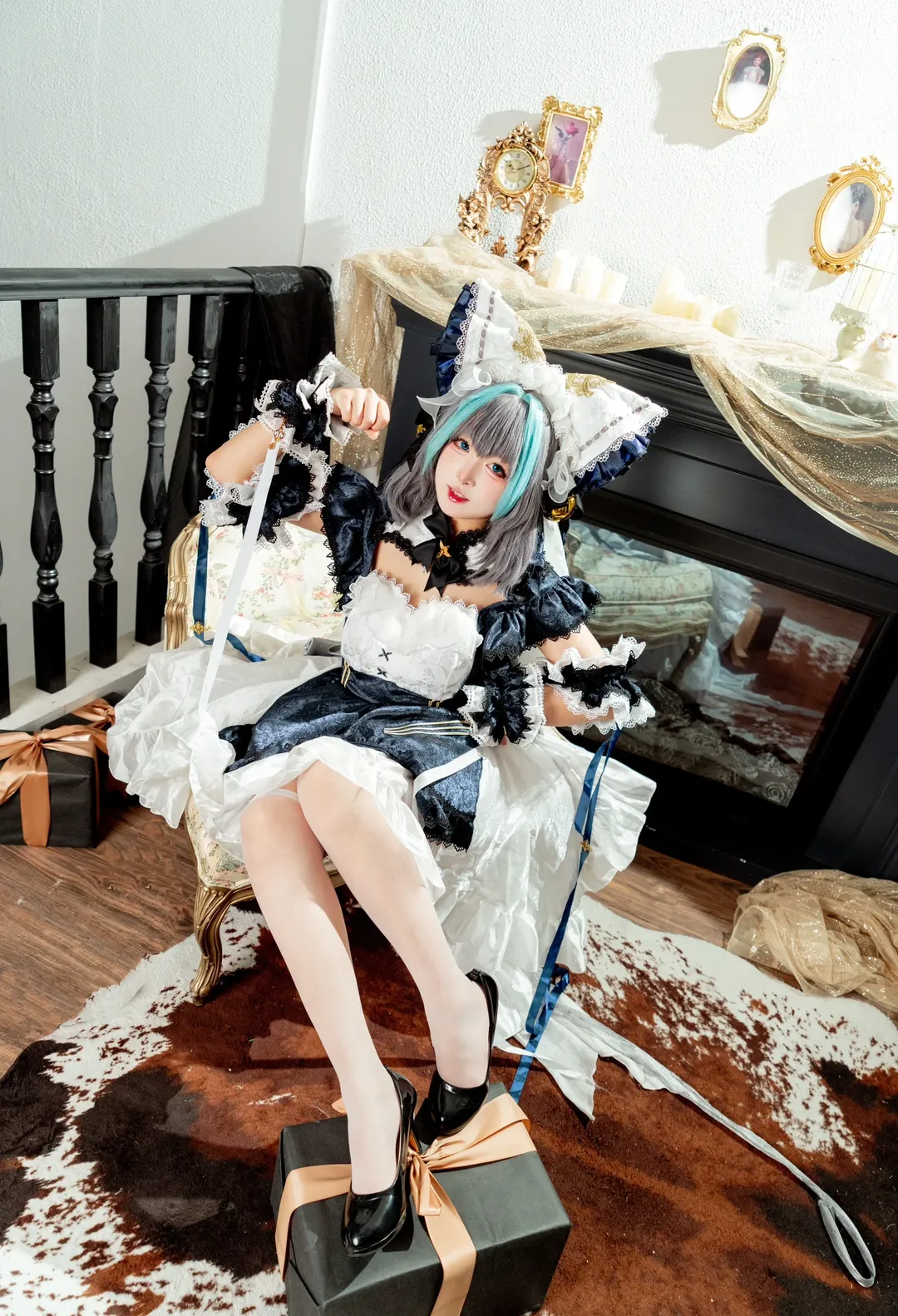 【チェシャー コスプレ】アズールレーンのクリーム色ドレス、曇天をも吹き飛ばすハイライトの瞬間 - 5 枚目