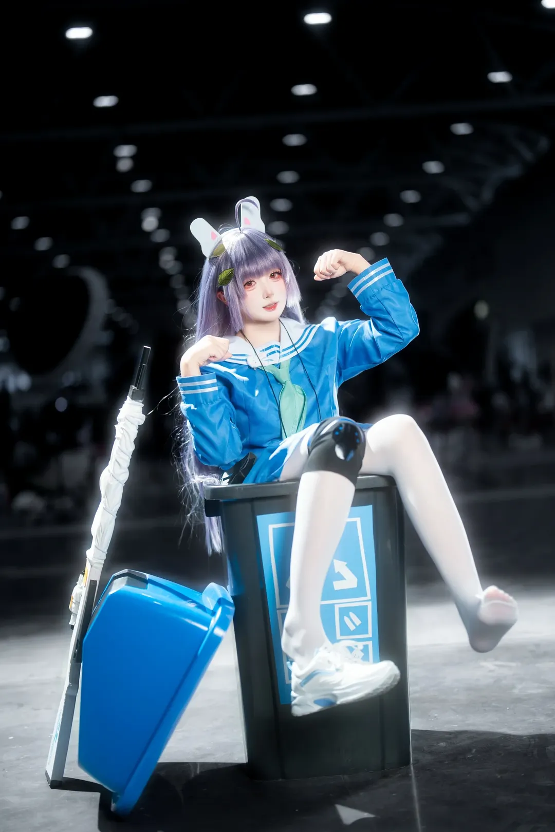 【霞沢美遊cos】蔚藍檔案 垃圾桶裡長出的兔耳少女 - 第 4 張