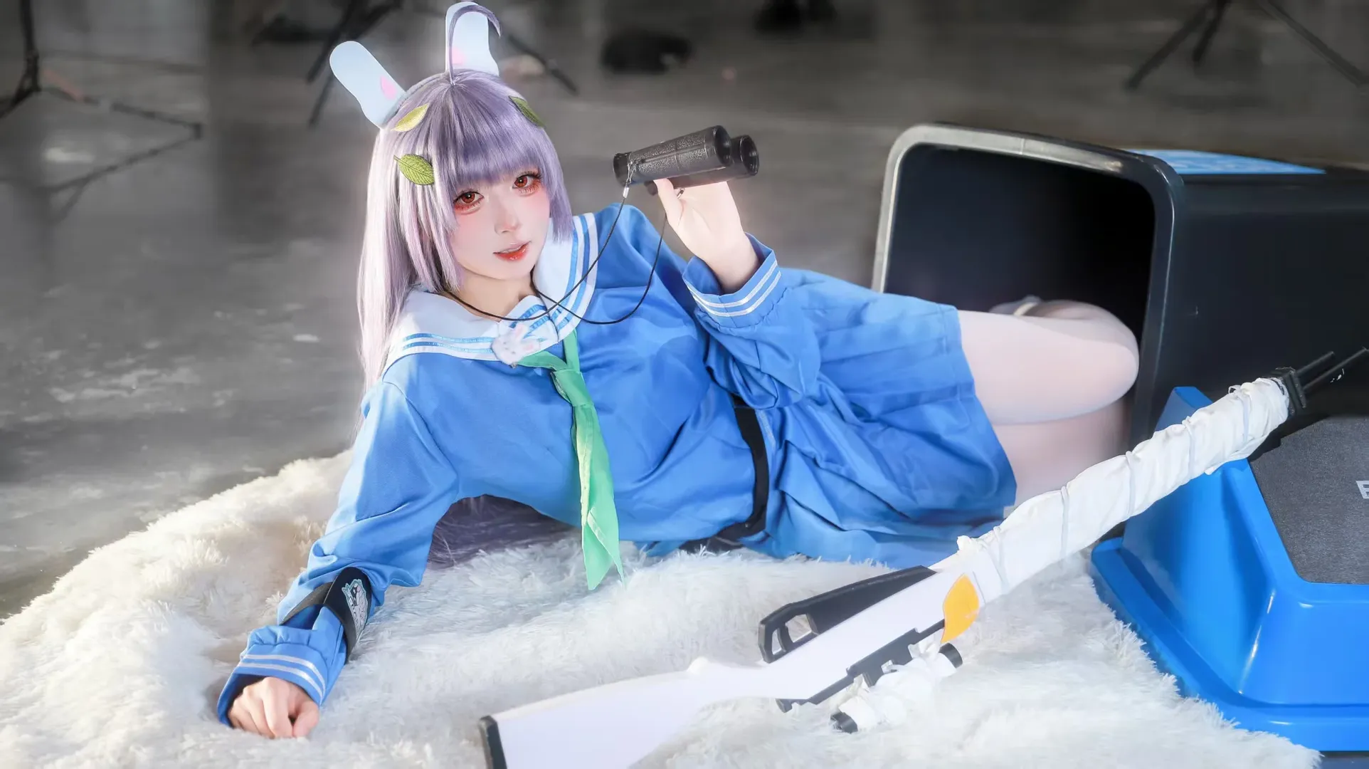 【霞泽美游cos】与垃圾箱和战术装备的一日拍摄记录