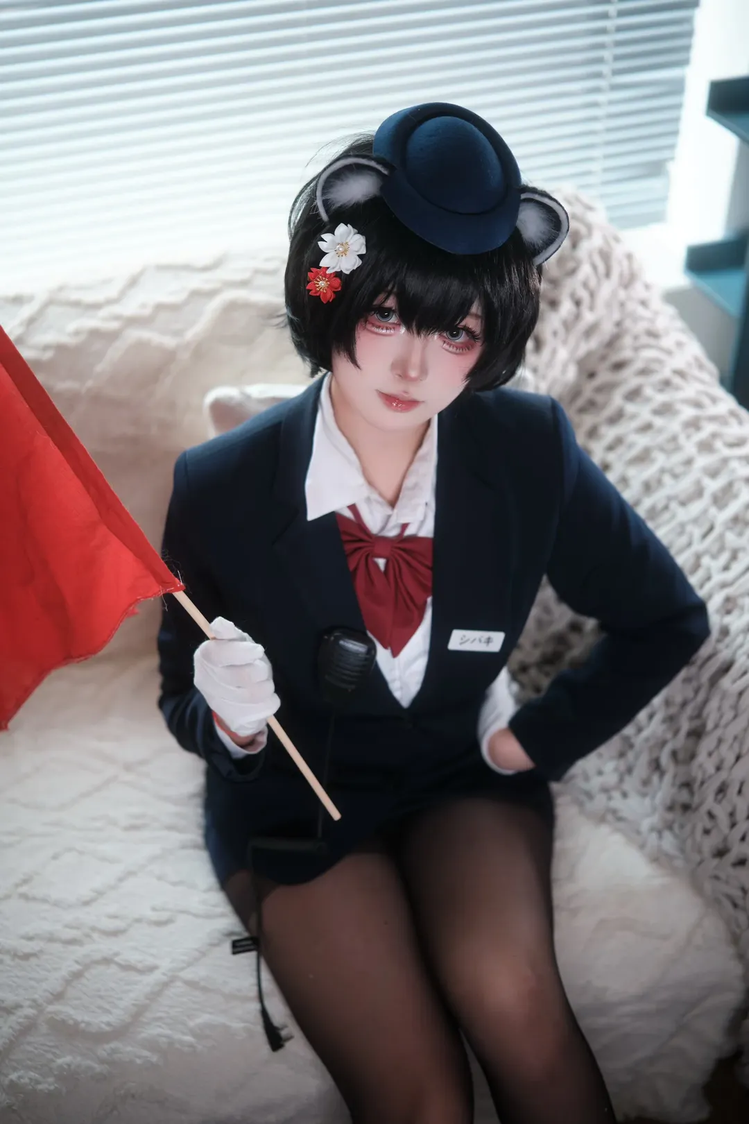 【春日椿cos】蔚蓝档案的导游鼠鼠，红旗挥舞的片刻 - 第 1 张