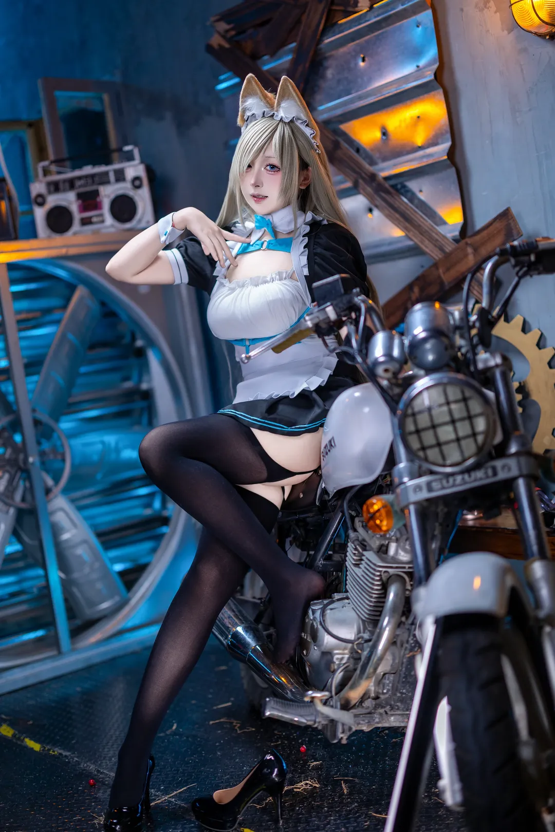 【明日奈cos】蔚藍檔案的車庫機械風與女僕裝碰撞 - 第 2 張
