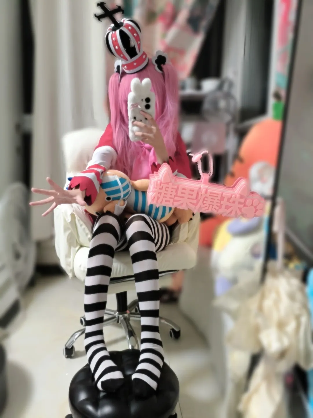 【佩罗娜cos】海贼王的幽灵公主，经典条纹袜造型 - 第 1 张