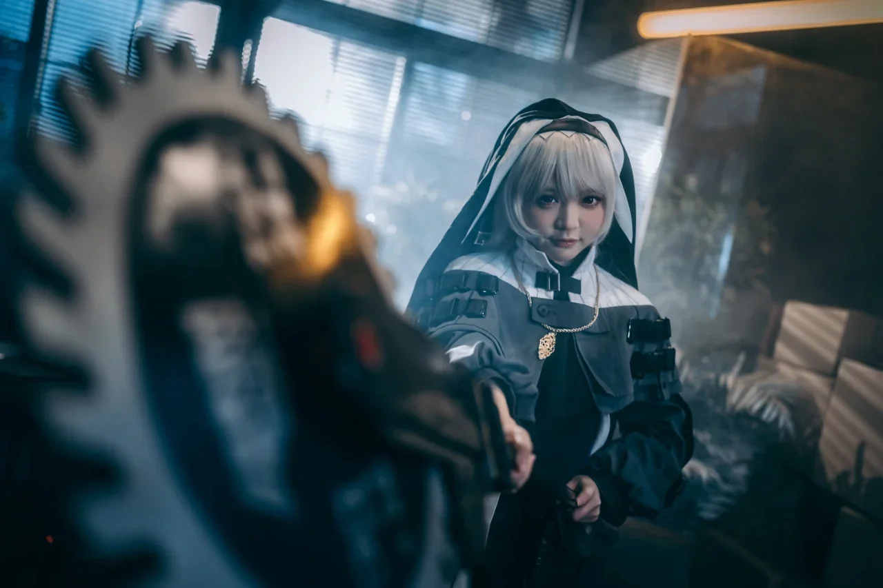【幽灵鲨cos】明日方舟里的切割者，暗室里的冷艳修女 - 第 6 张