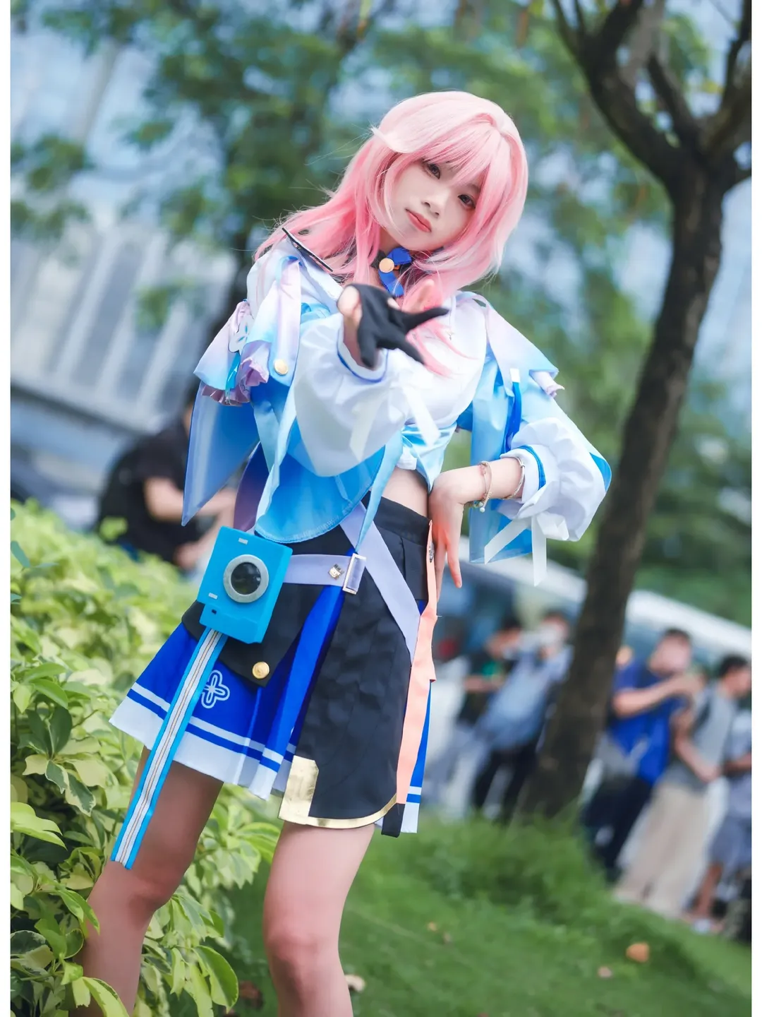 [March 7th cosplay] The Camera Sprite in Honkai: Star Rail: Outdoor Anime Convention Live Record - Image 1