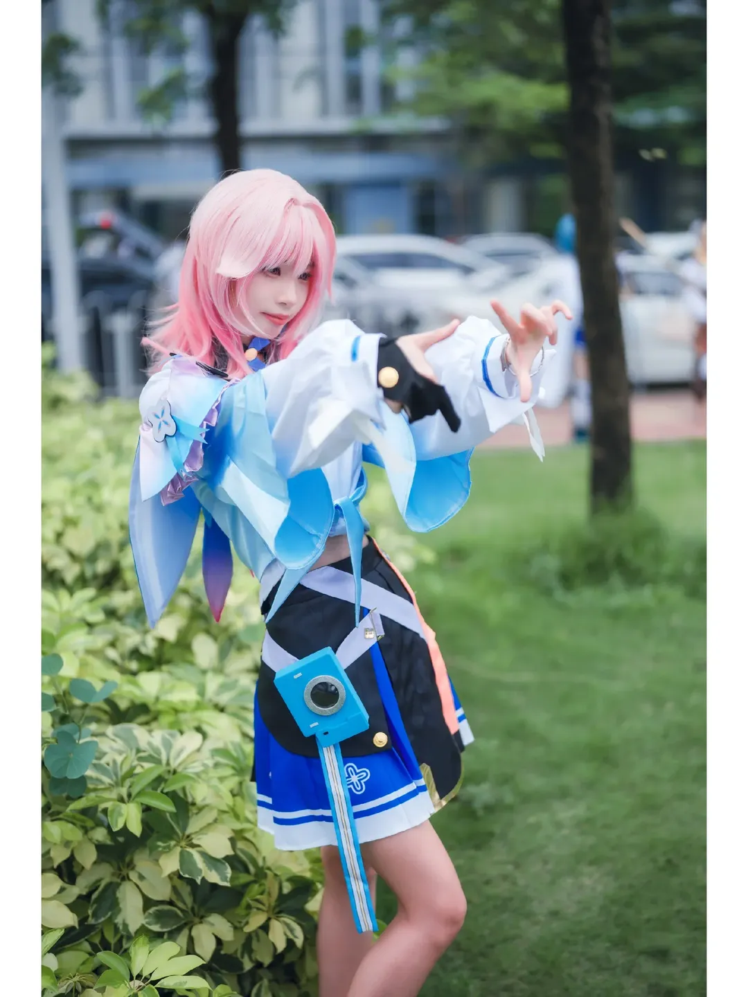 [March 7th cosplay] The Camera Sprite in Honkai: Star Rail: Outdoor Anime Convention Live Record - Image 2
