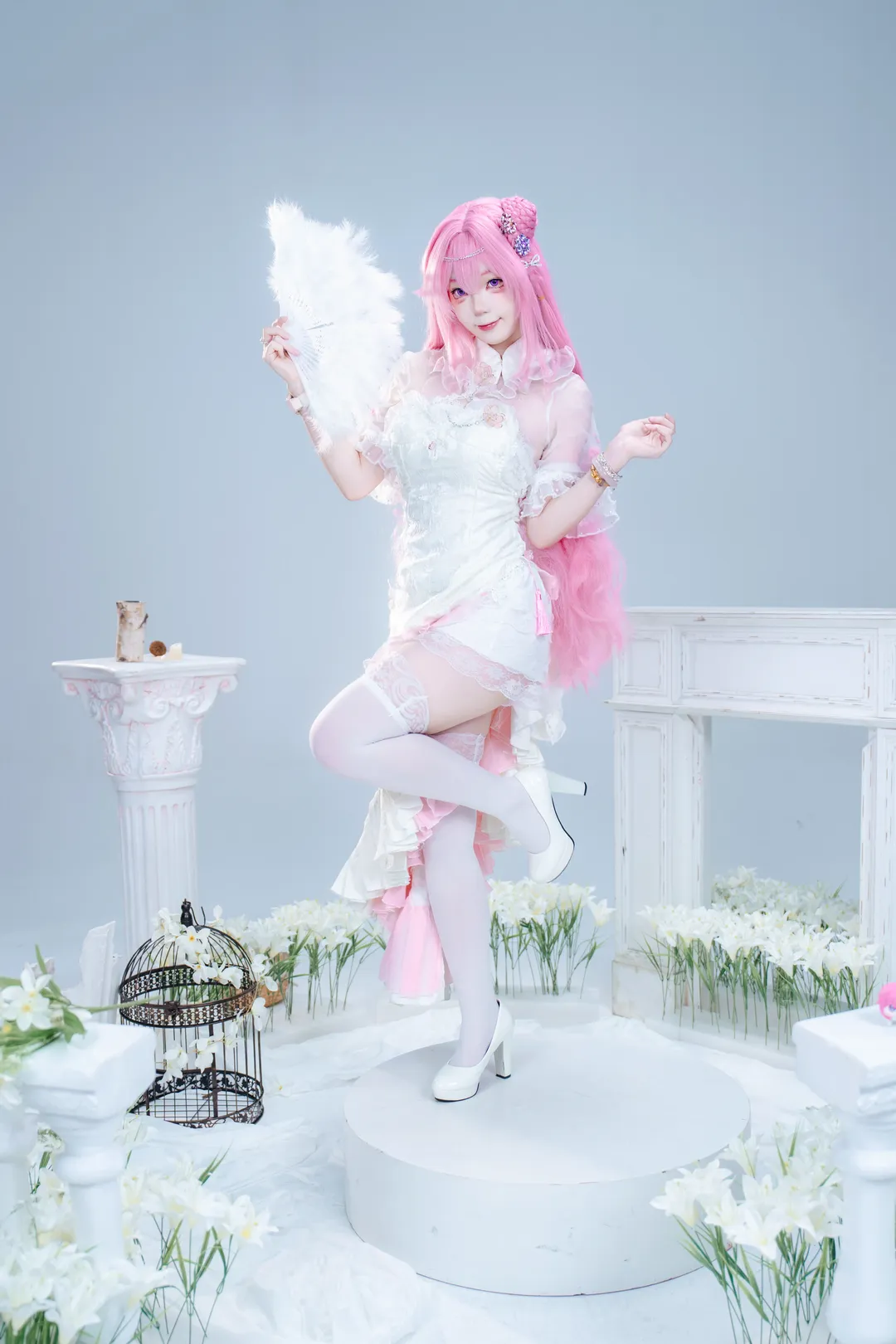 【桃乐丝cos】Nikke女神登场，白丝与旗袍的梦幻搭配 - 第 3 张