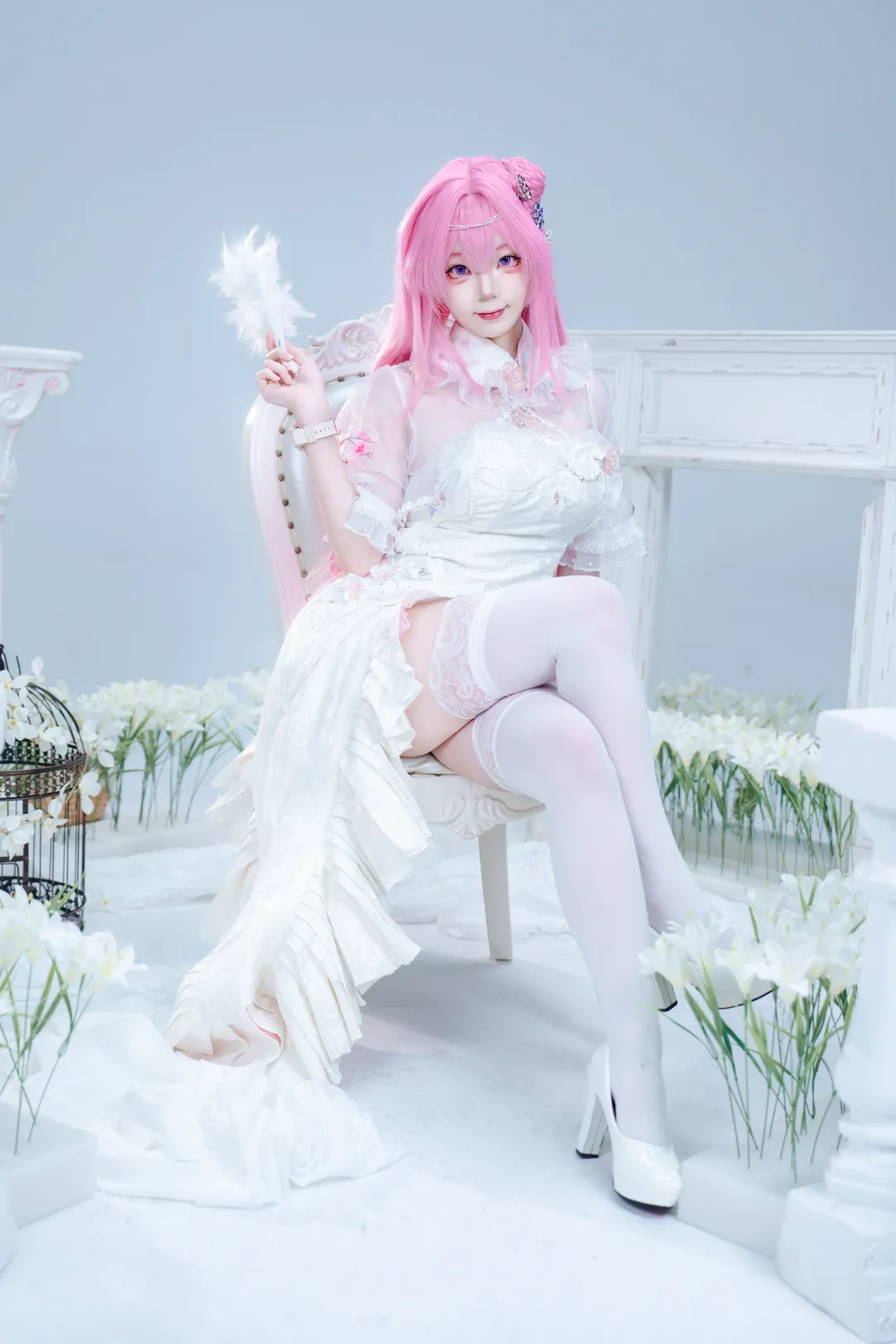 【桃乐丝cos】Nikke女神登场，白丝与旗袍的梦幻搭配 - 第 5 张