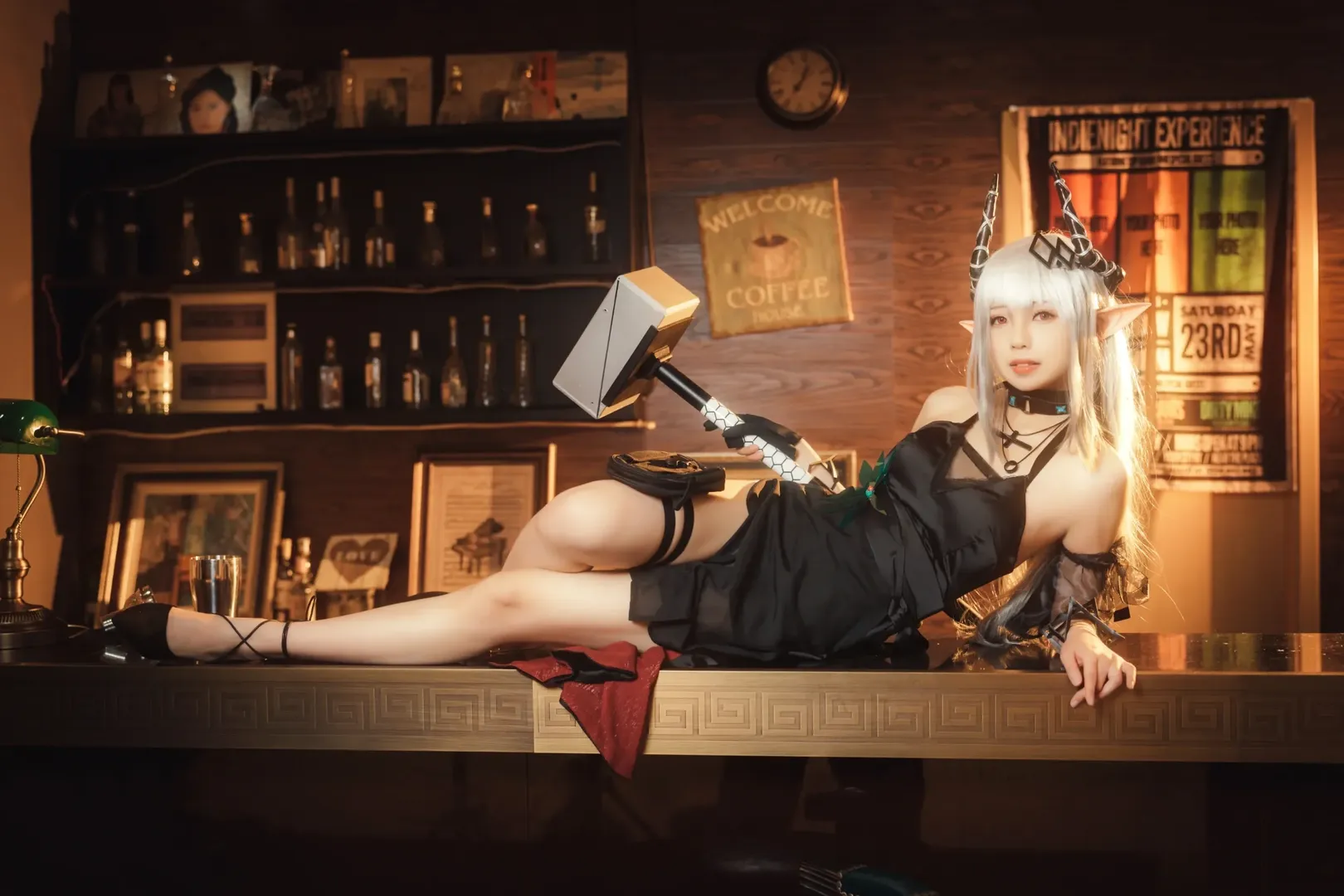 【黑曜石cos】明日方舟的酒吧暗夜魅影