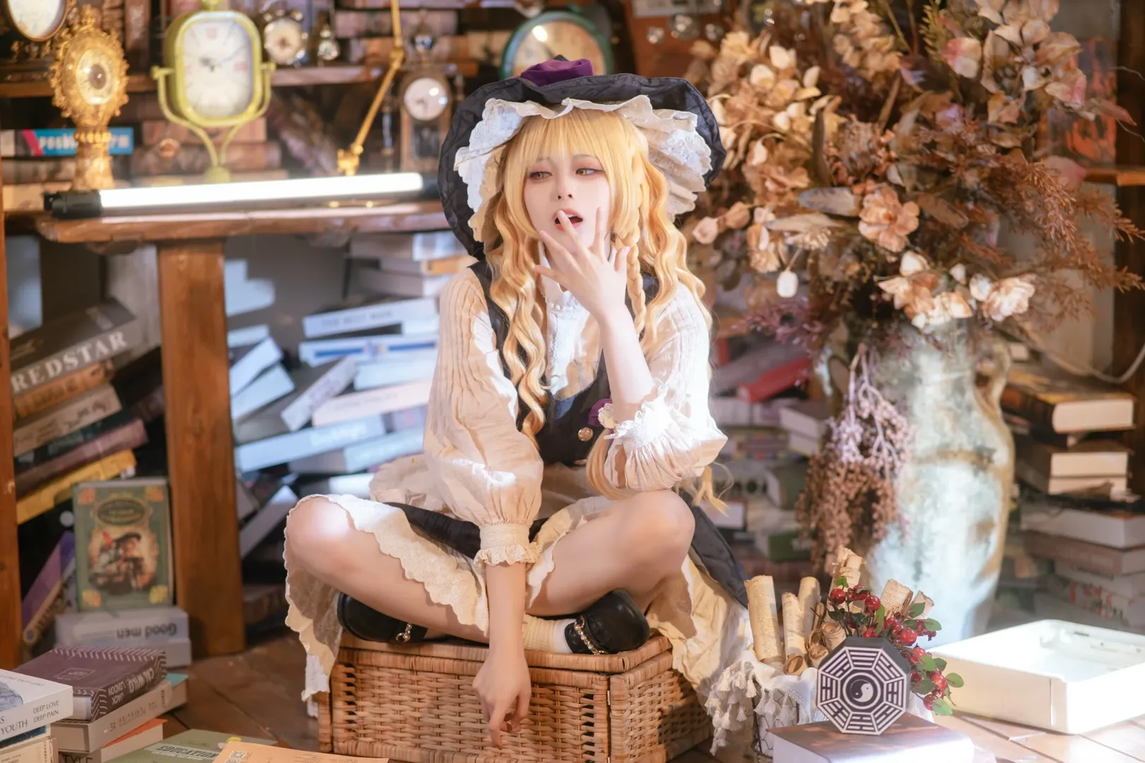 【雾雨魔理沙cos】东方Project复古书房万圣节摄影 - 第 4 张