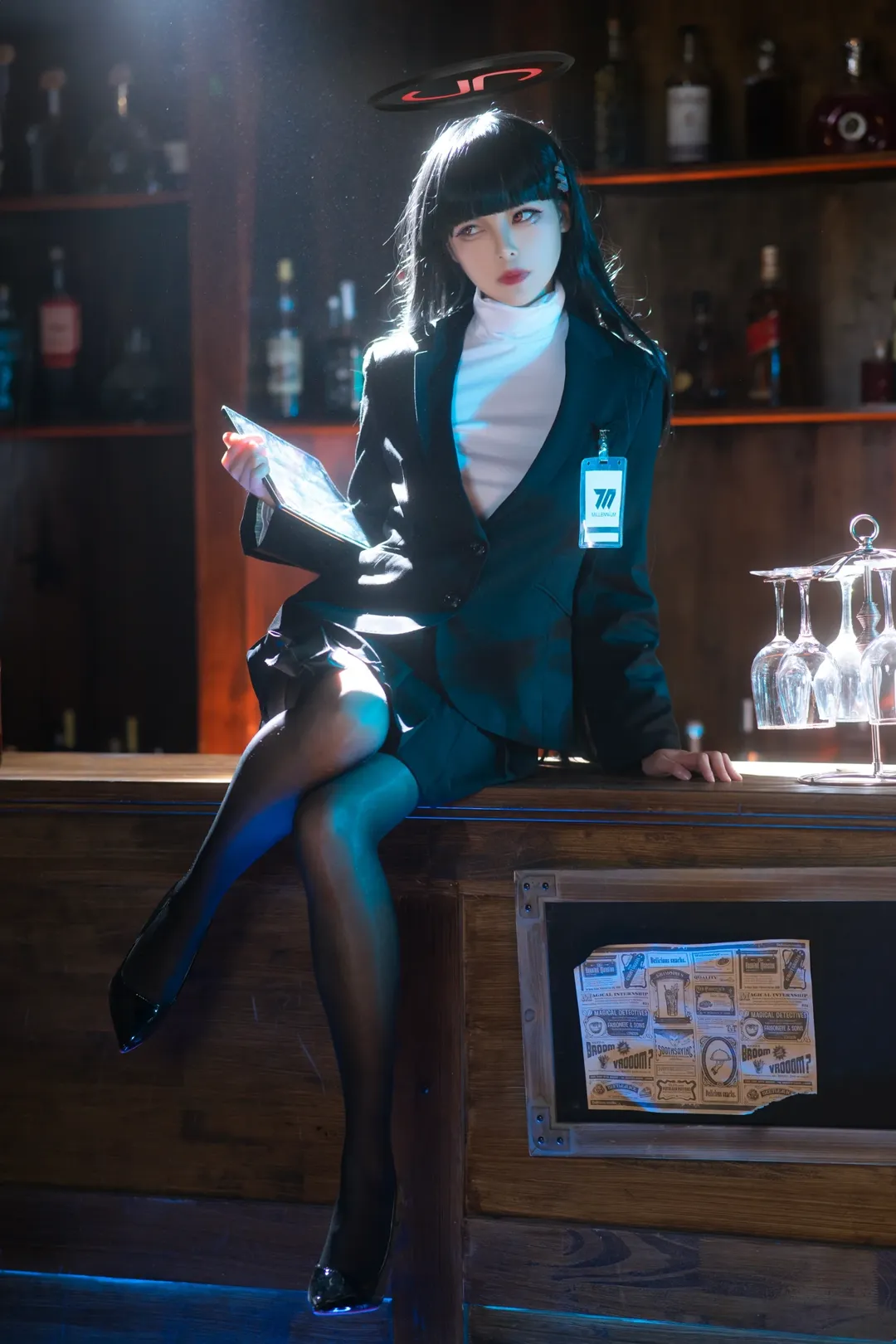 【Tsukatsuki Rio cosplay】Cool Elegance of Millennium's Senior Executive in Blue Archive - Image 1