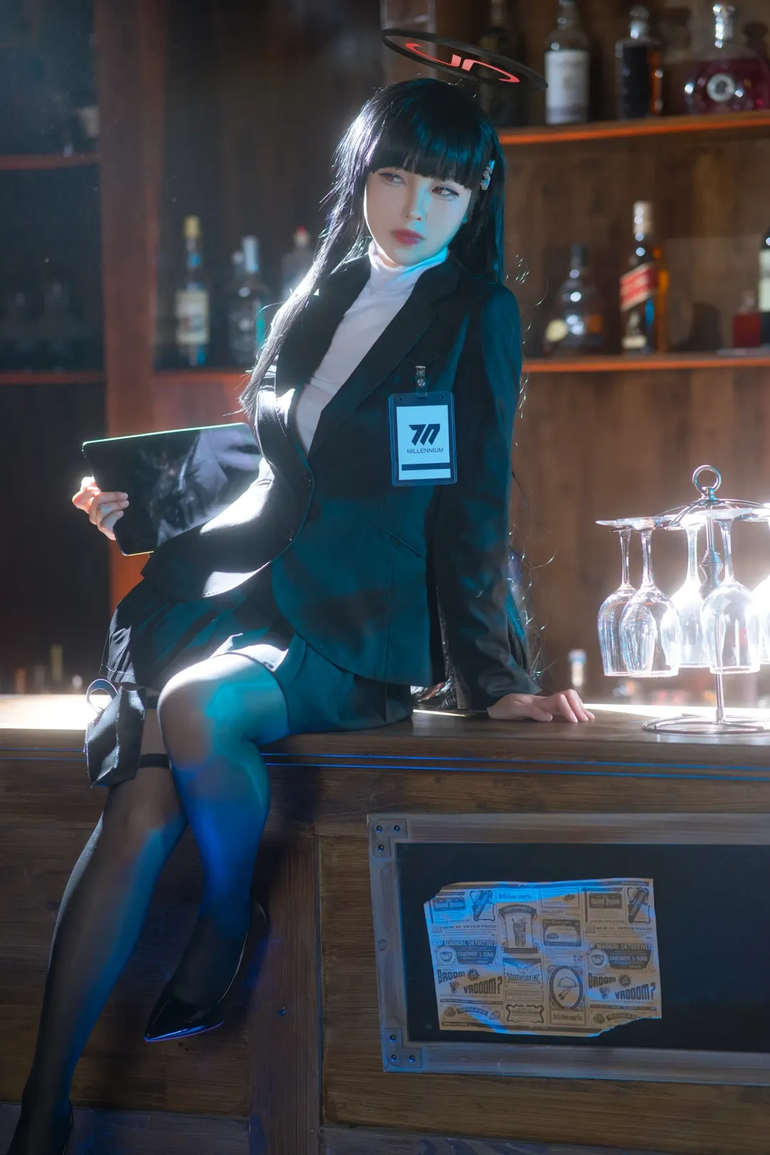【Tsukatsuki Rio cosplay】Cool Elegance of Millennium's Senior Executive in Blue Archive - Image 4
