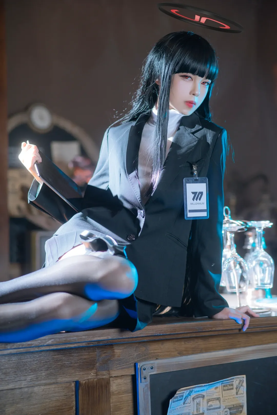 【Tsukatsuki Rio cosplay】Cool Elegance of Millennium's Senior Executive in Blue Archive - Image 8
