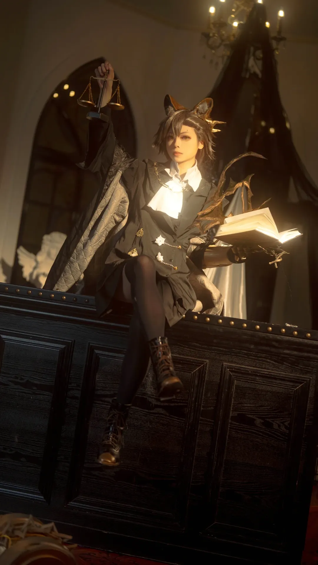【明日方舟cos】六年陪跑，从早期直白造型到现在的电影感进化 - 第 10 张