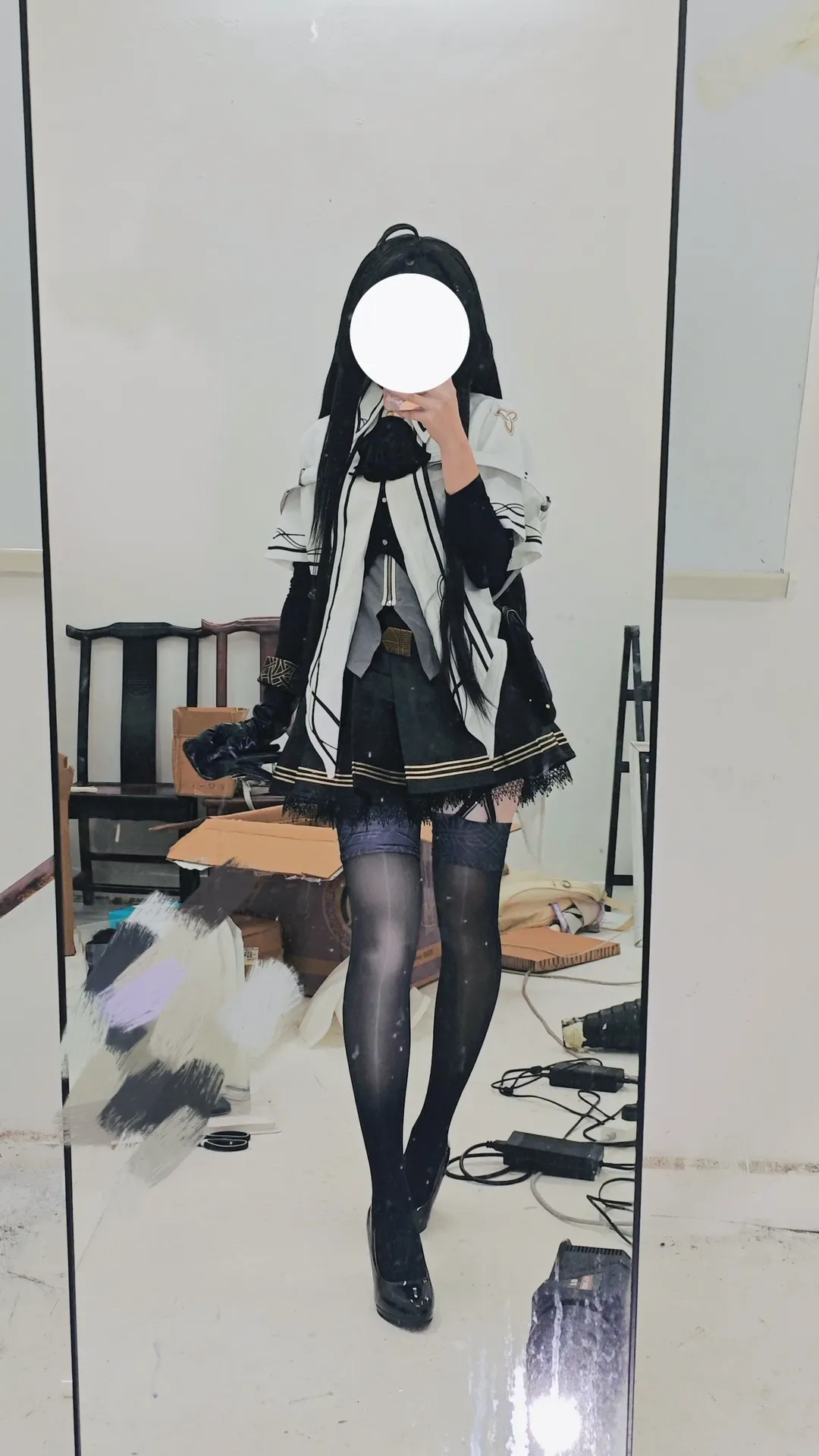 【阿尔图罗cos】明日方舟，这套黑白色调的版型真的好惊艳
