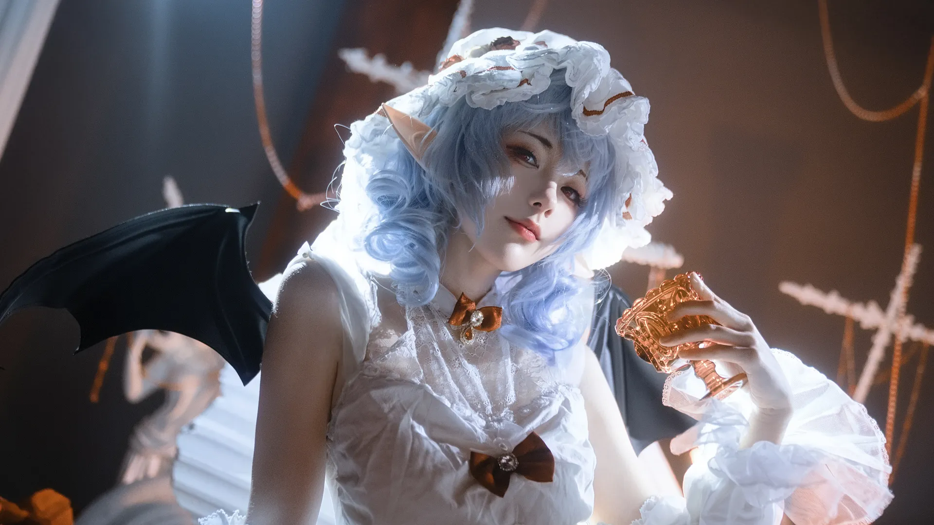 【蕾米莉亚cos】东方Project中红魔馆之主的优雅与神秘