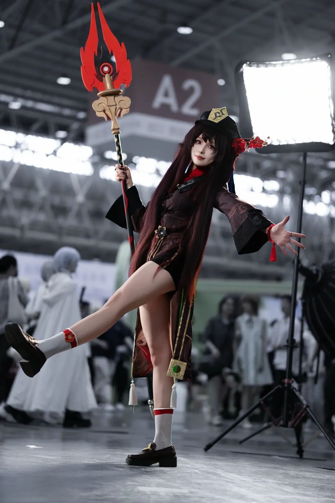 【胡桃cos】原神往生堂胡桃的武漢夢鄉漫展活力瞬間 - 第 1 張