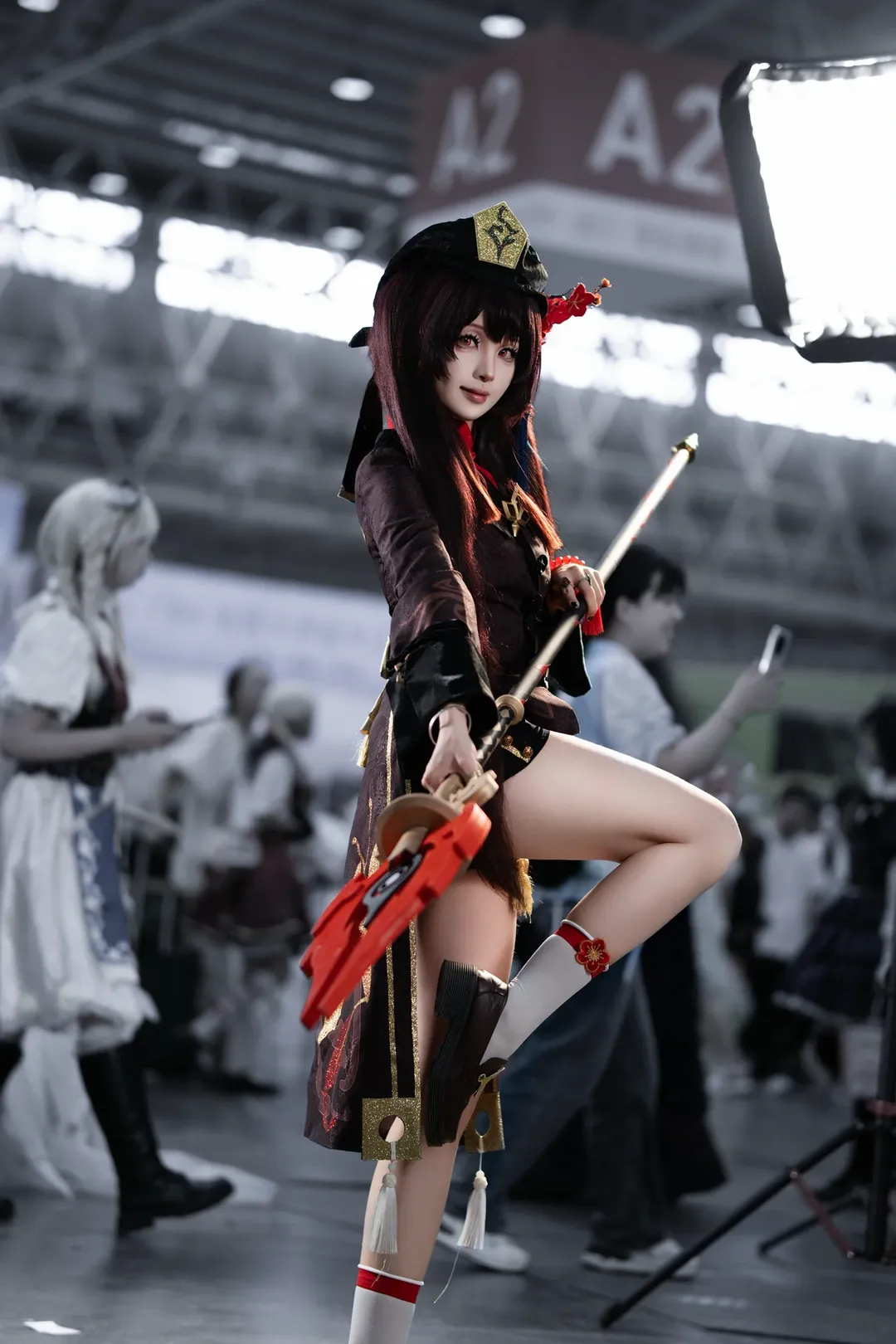 【胡桃cos】原神往生堂胡桃的武汉梦乡漫展活力瞬间