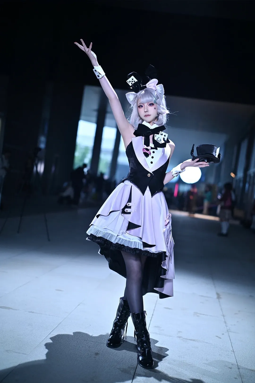 【琳妮特cos】原神Lolita魔术师小猫场照 - 第 3 张