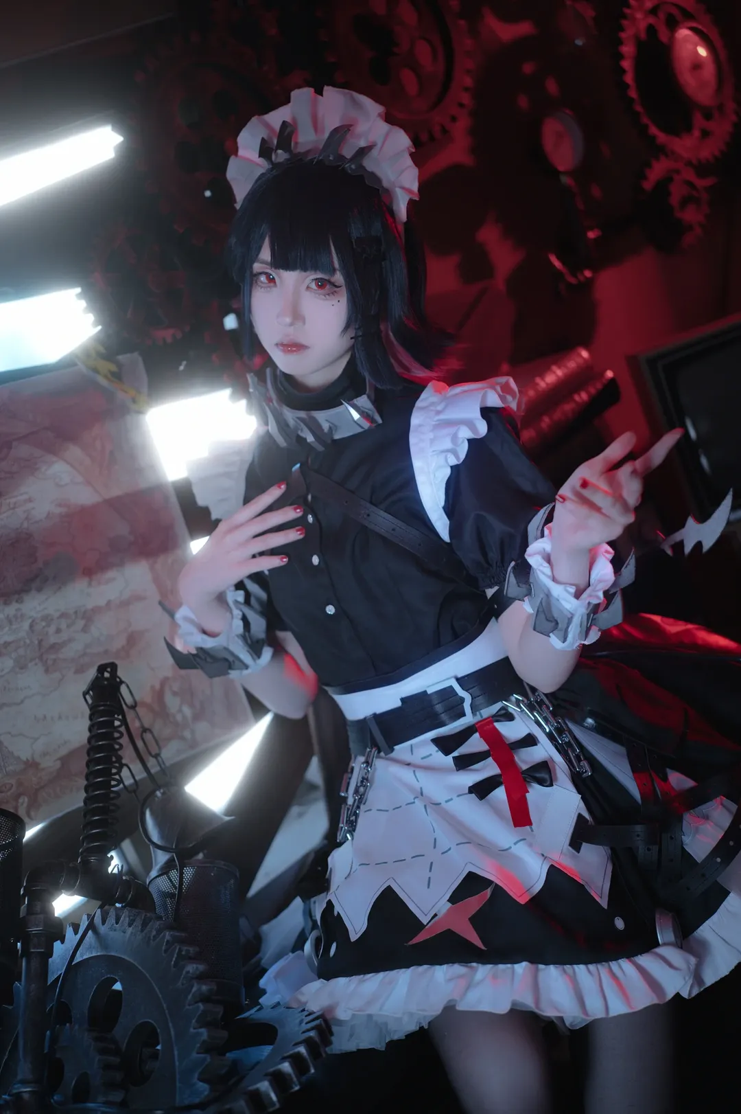 【艾莲乔cos】绝区零鲨鱼妹的黑白机械女仆装