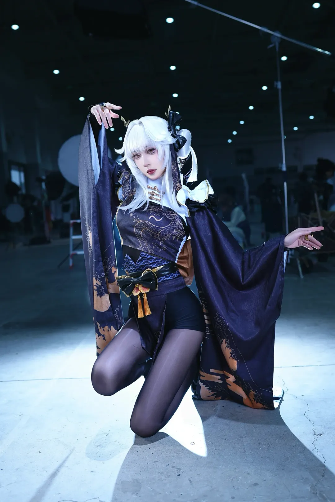 【白兔布兰儿cos】胜利女神nikke里带来幸运的白兔，这次线下出片了。