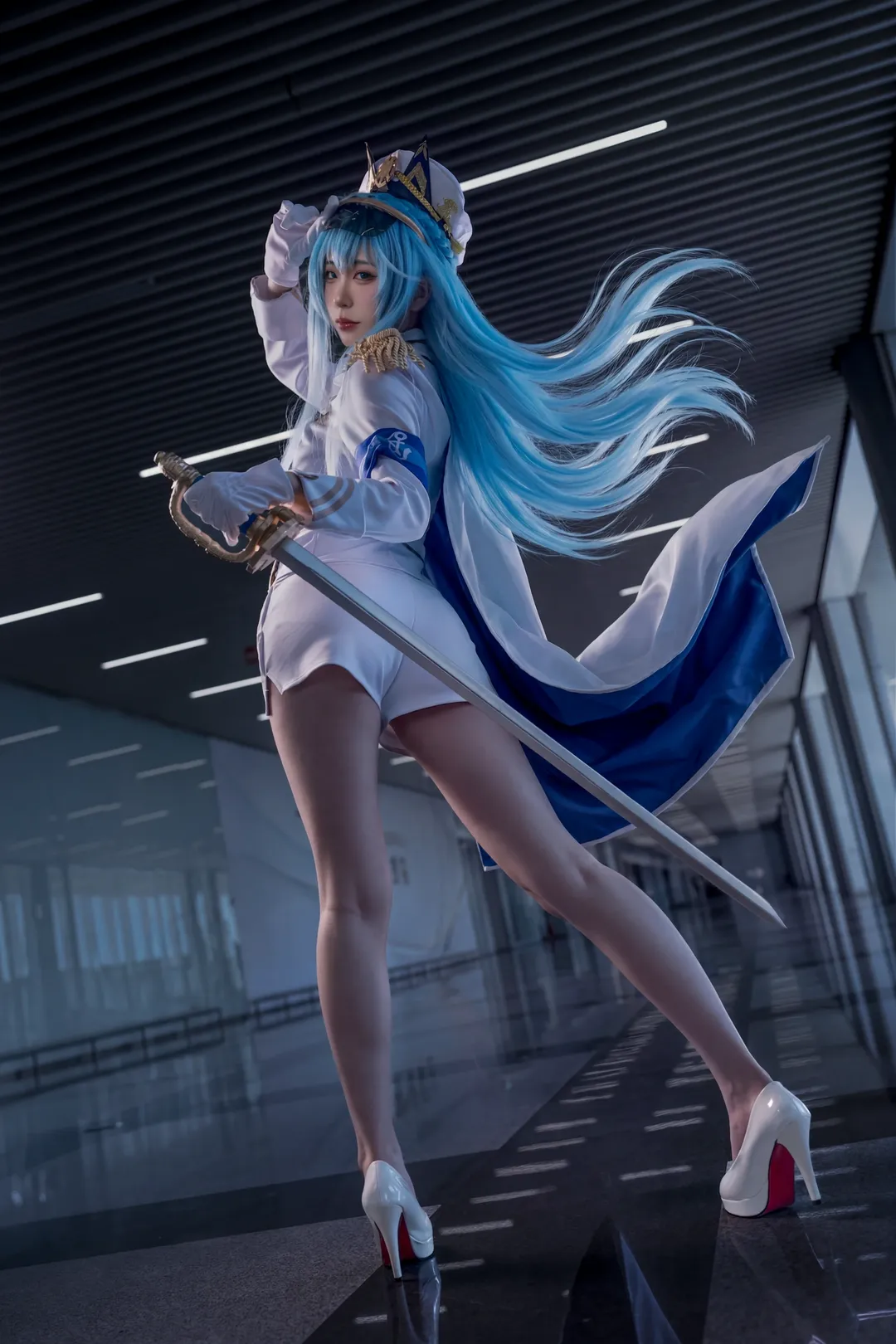 [海伦cos] NIKKE胜利女神的海军风制服与长剑