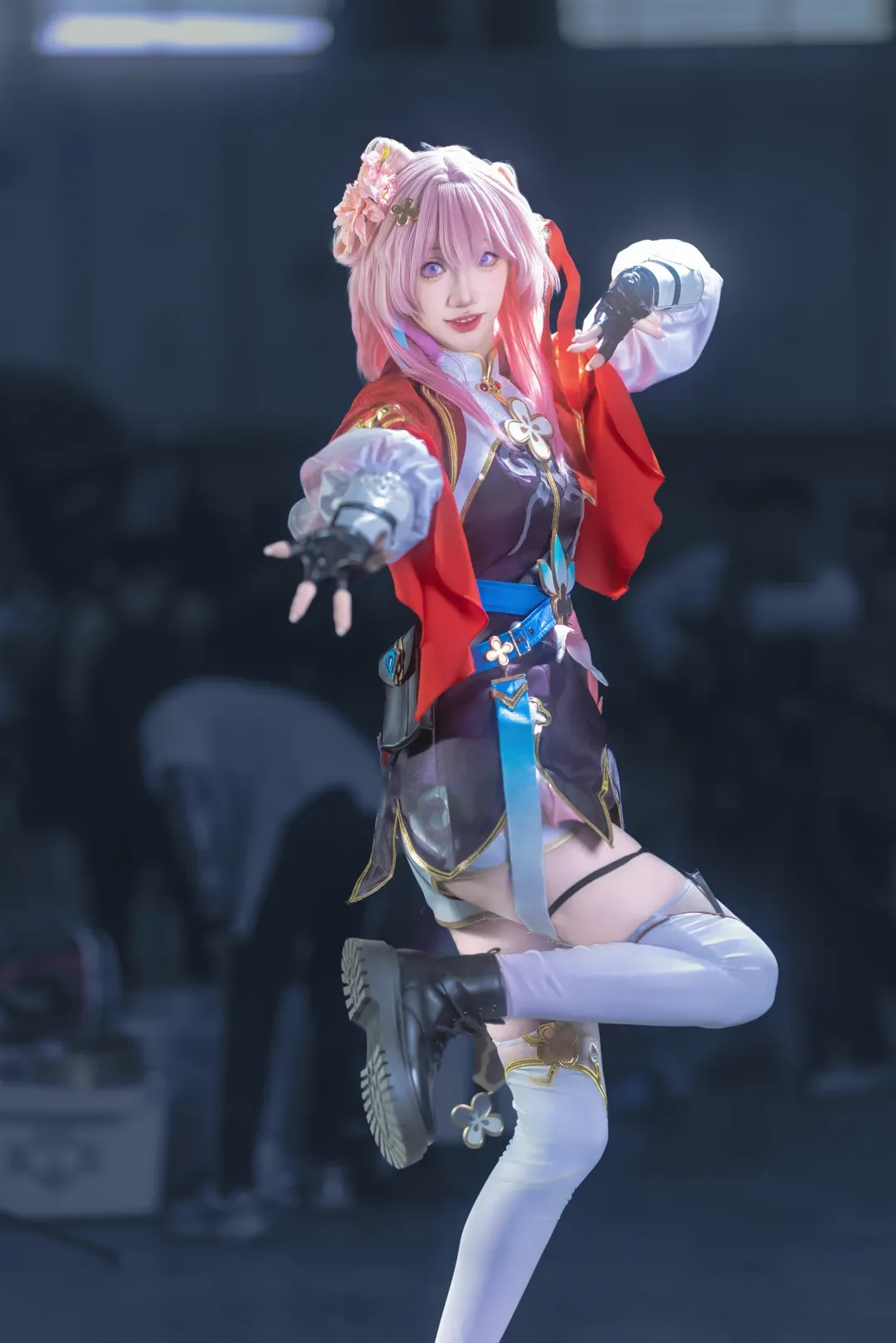 【三月七cos】在崩坏星穹铁道的世界里，碳水与剑术都需要平衡
