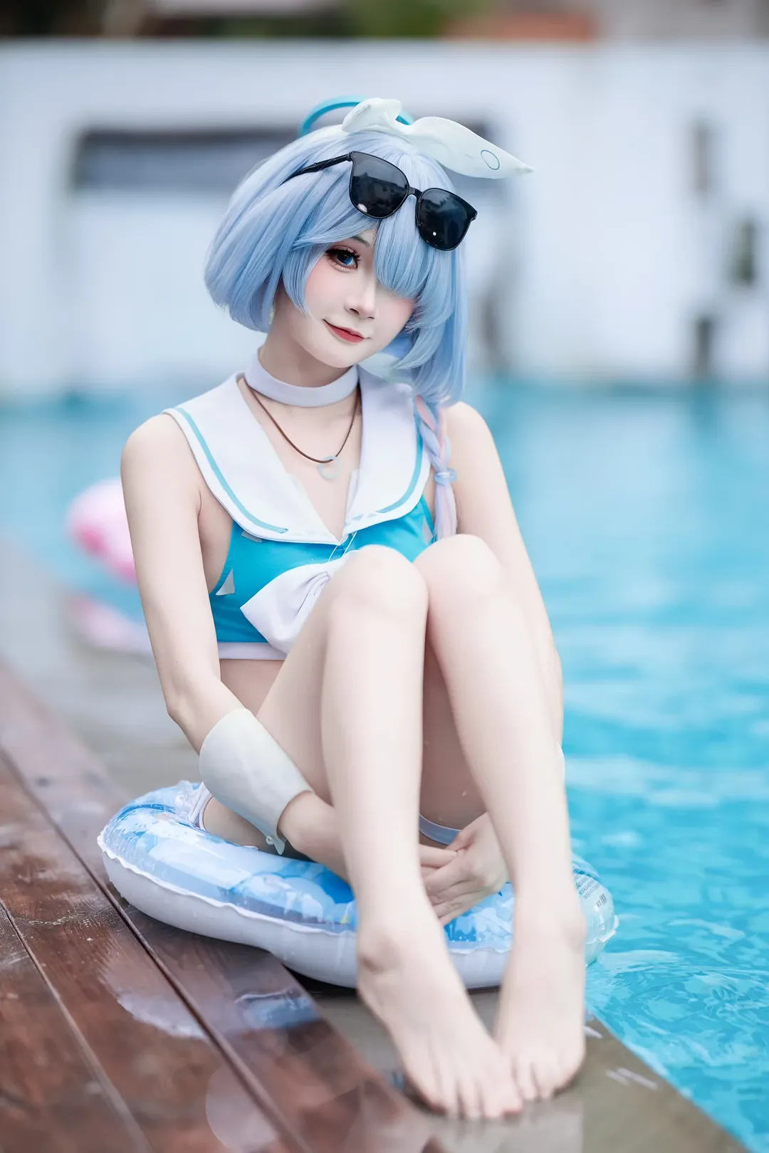 【阿罗娜cos】碧蓝档案泳装阿罗娜，泳池边的蓝色天使 - 第 2 张