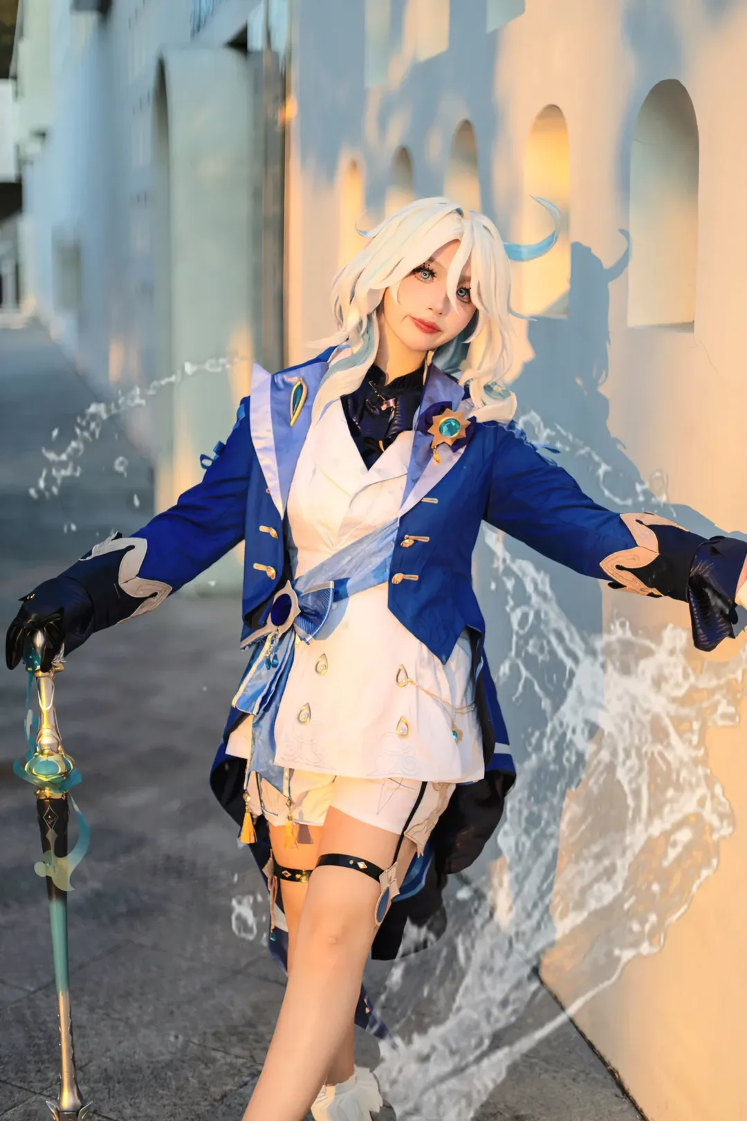 【芙宁娜cos】夕阳下的水之国度，原神角色扮演创作分享