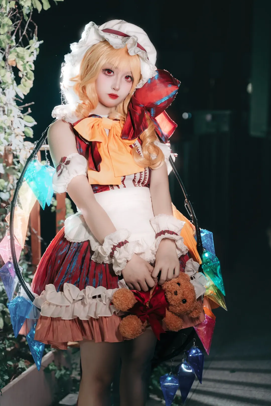 【芙兰朵露斯卡雷特cos】东方project夜晚街头的提灯与发光宝石 - 第 4 张