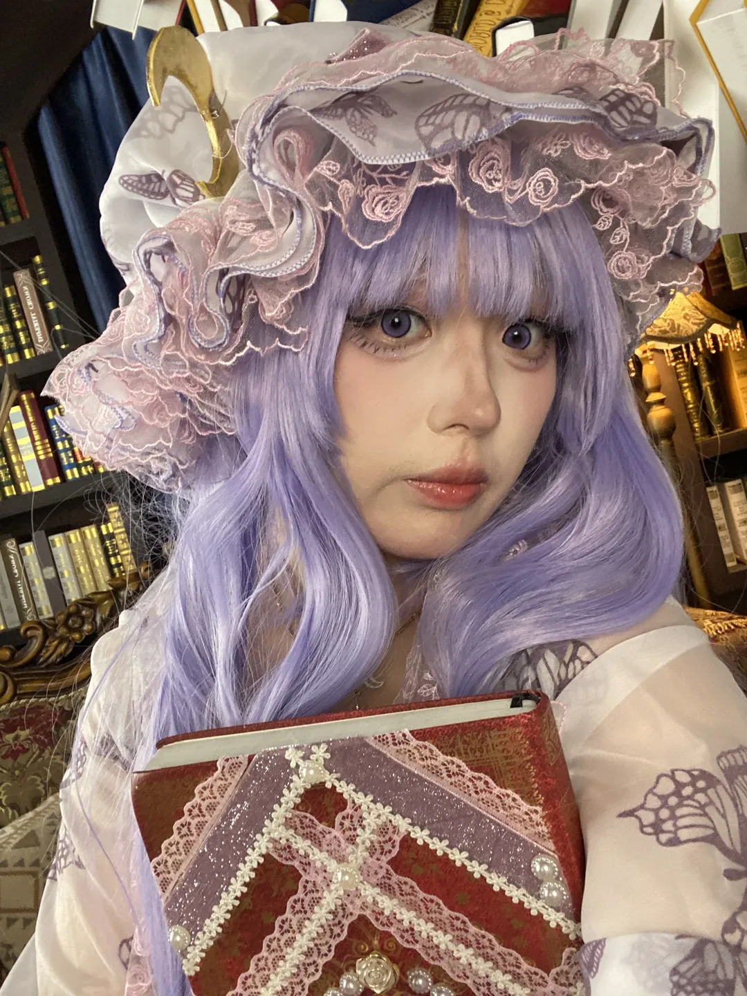 【帕秋莉诺蕾姬cos】东方Project的魔女，静谧书阁 - 第 1 张