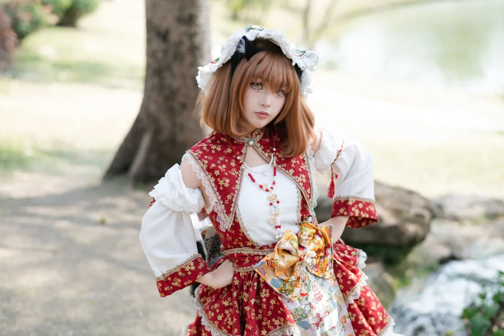 【Chen cosplay】Touhou Project: The Red Dress Cat Girl by the Fountain - Image 3
